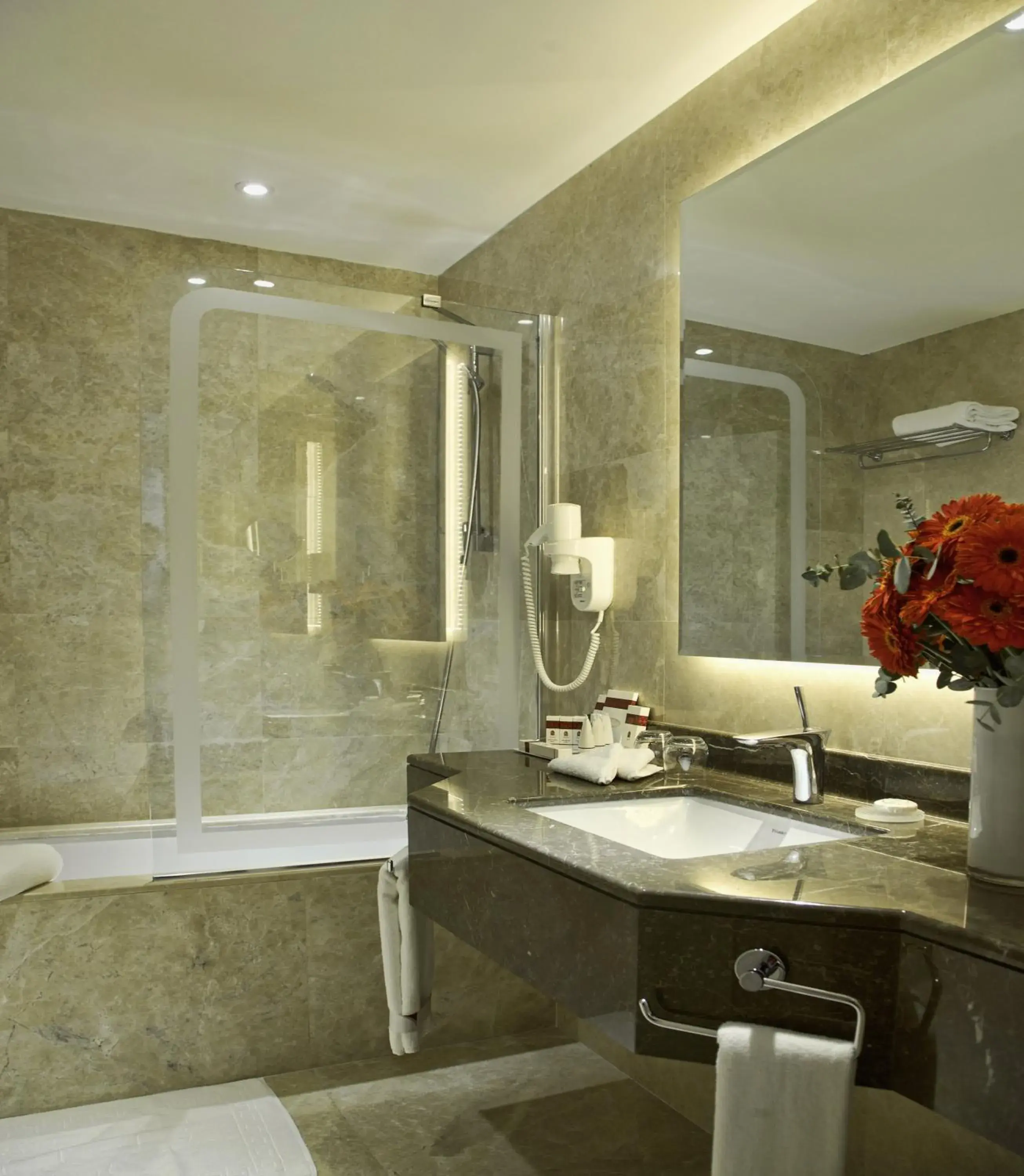 Bathroom in Retaj Royale Istanbul