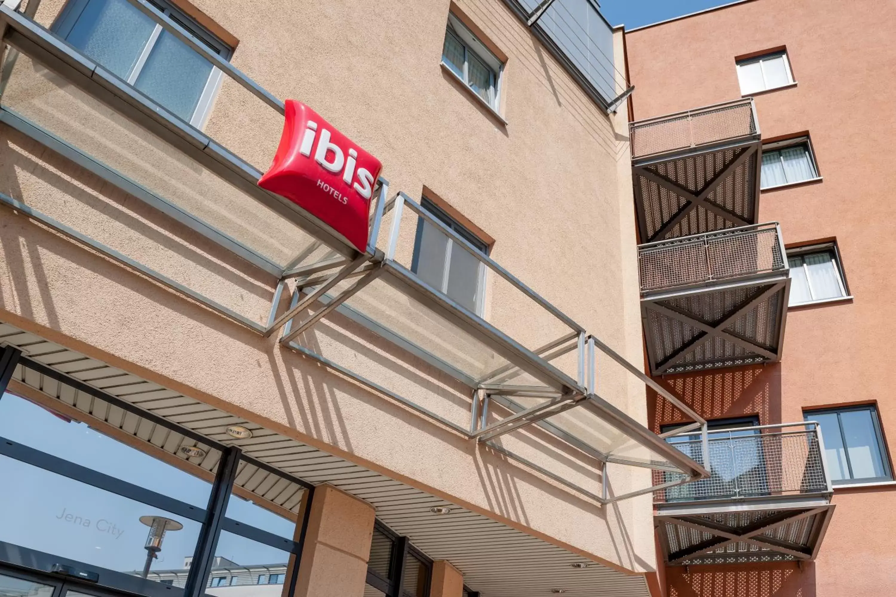 Property building in ibis Jena City