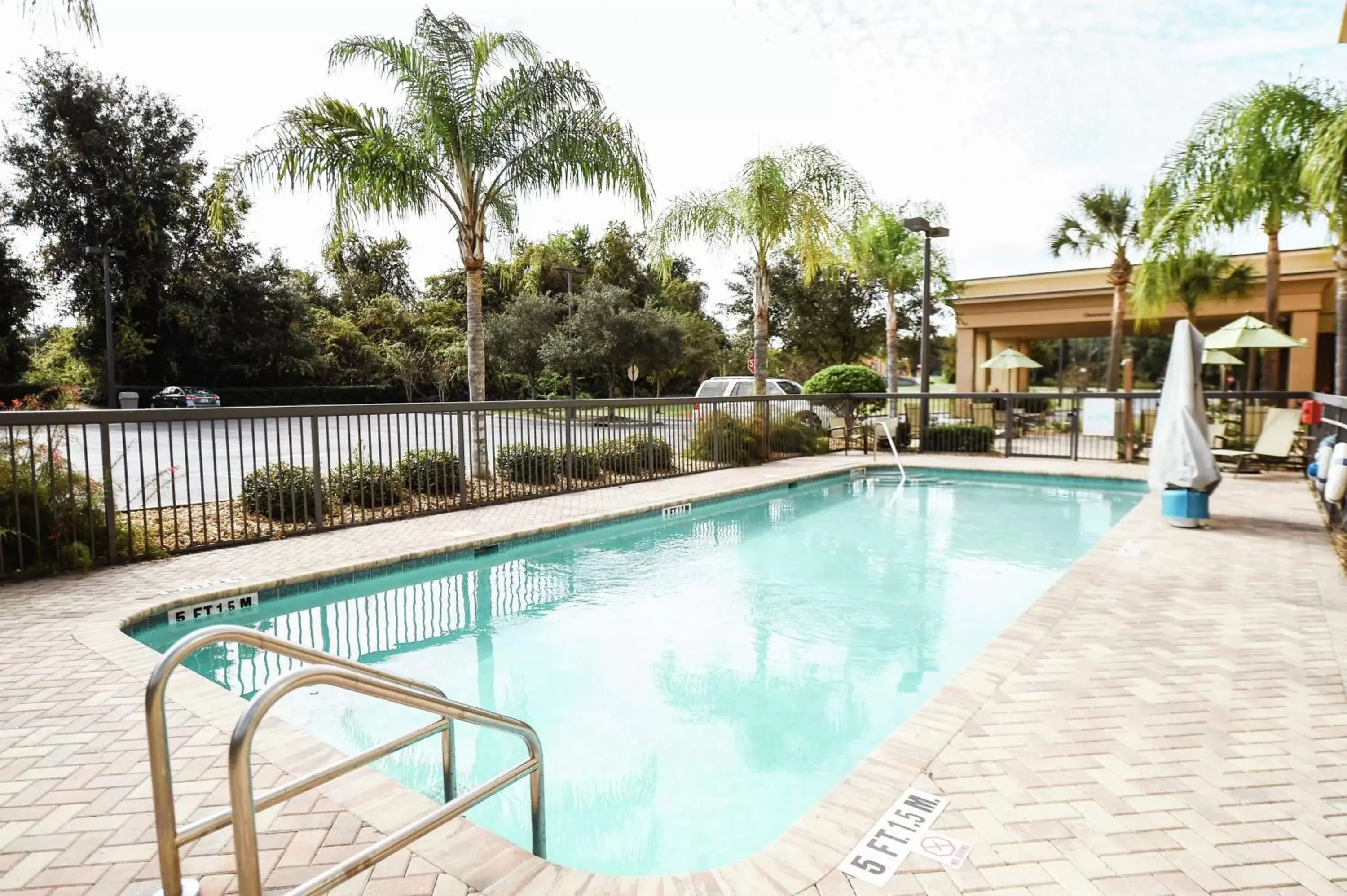 Pool view, Swimming Pool in Hampton Inn & Suites Ocala - Belleview