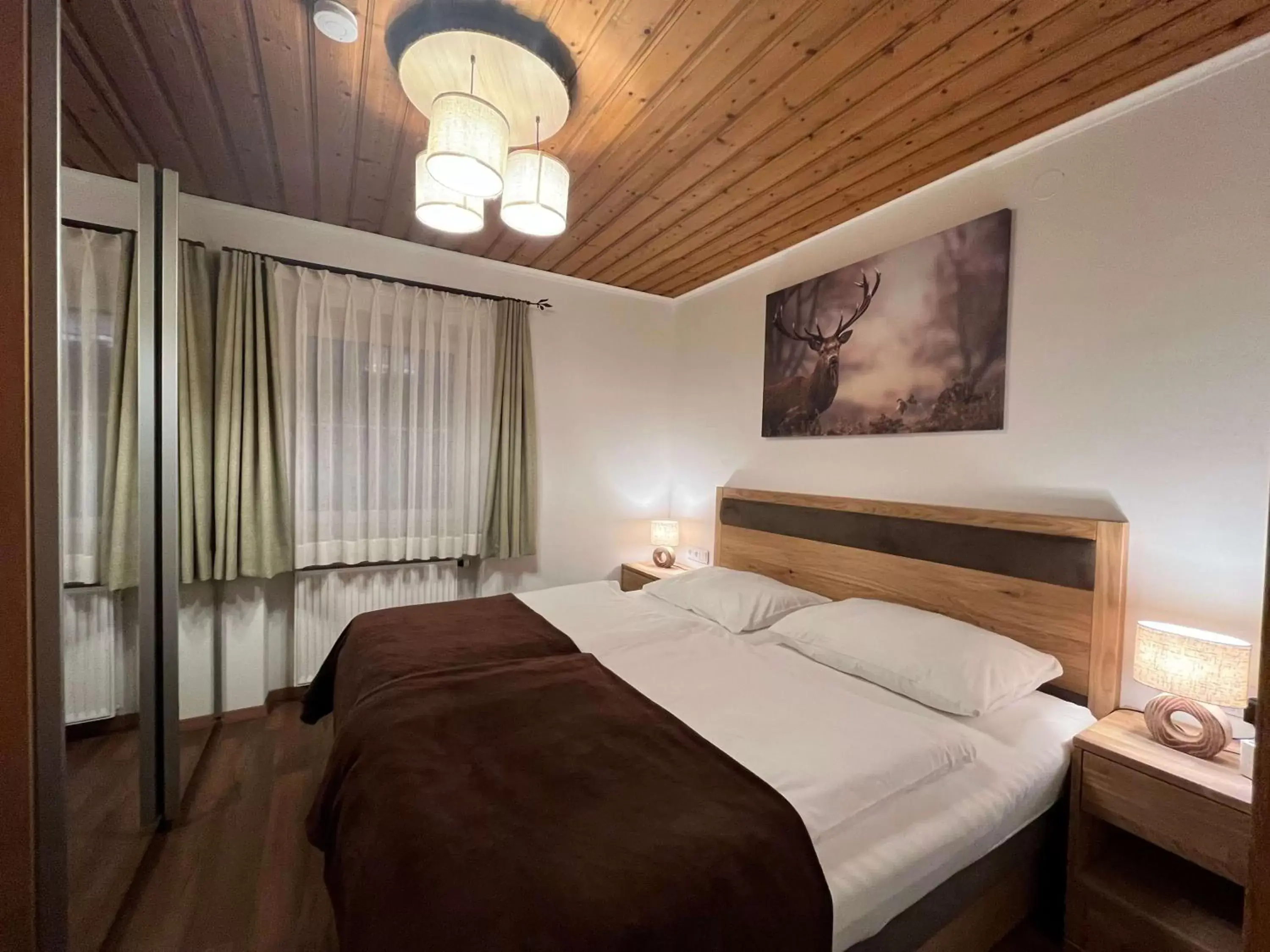 Bed in Hotel Garni Brunnthaler