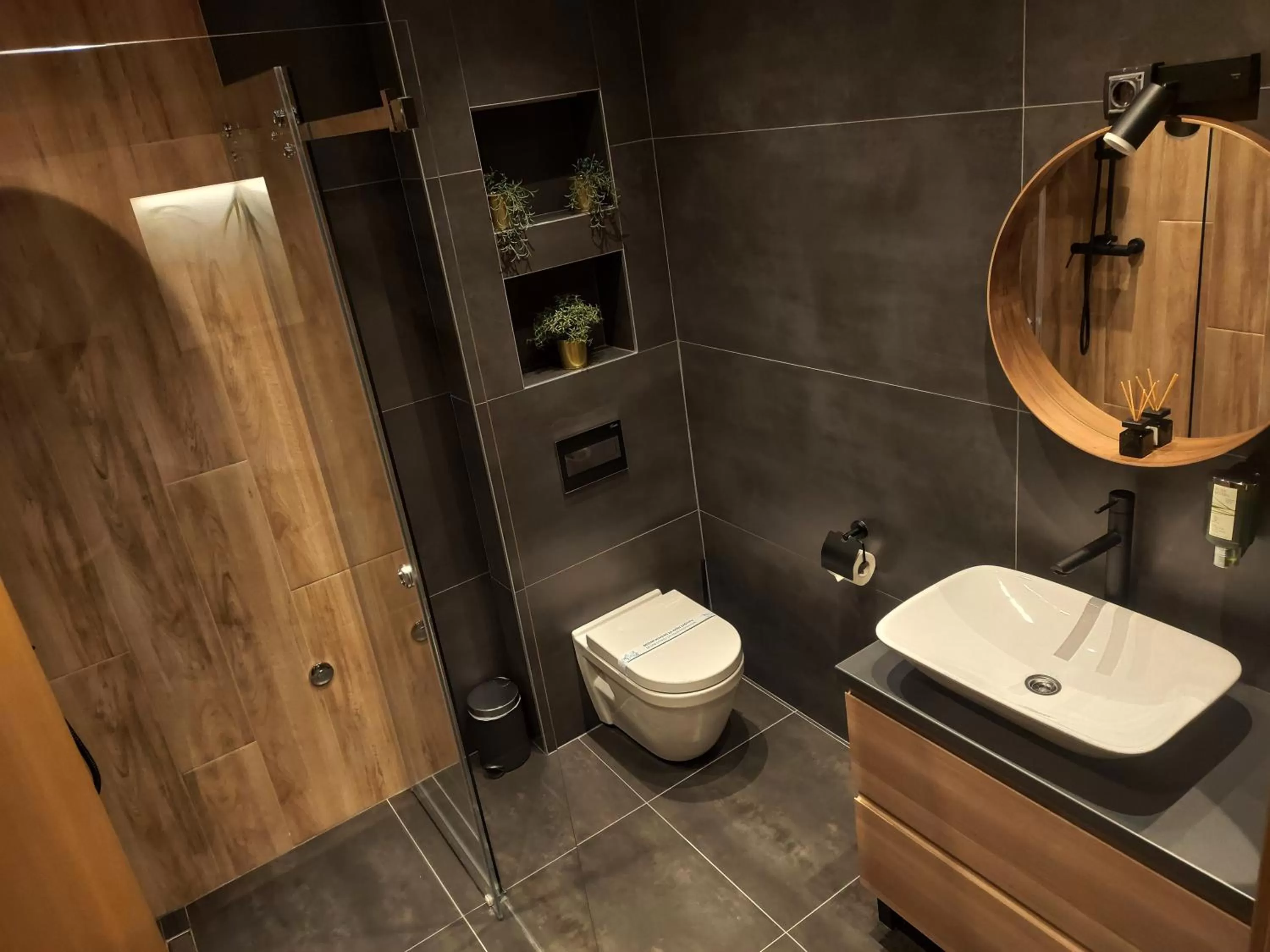 Toilet in Corso Rooms City Centre