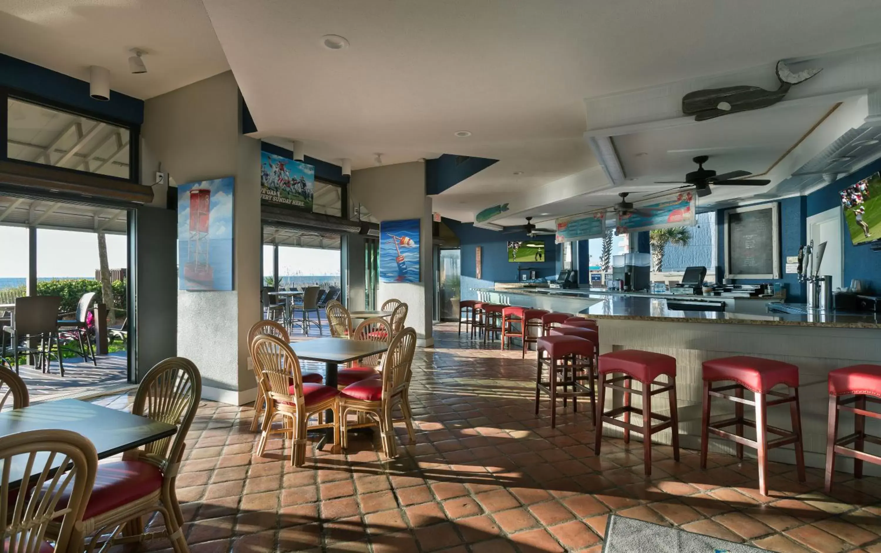 Restaurant/places to eat, Lounge/Bar in Ocean Reef Resort