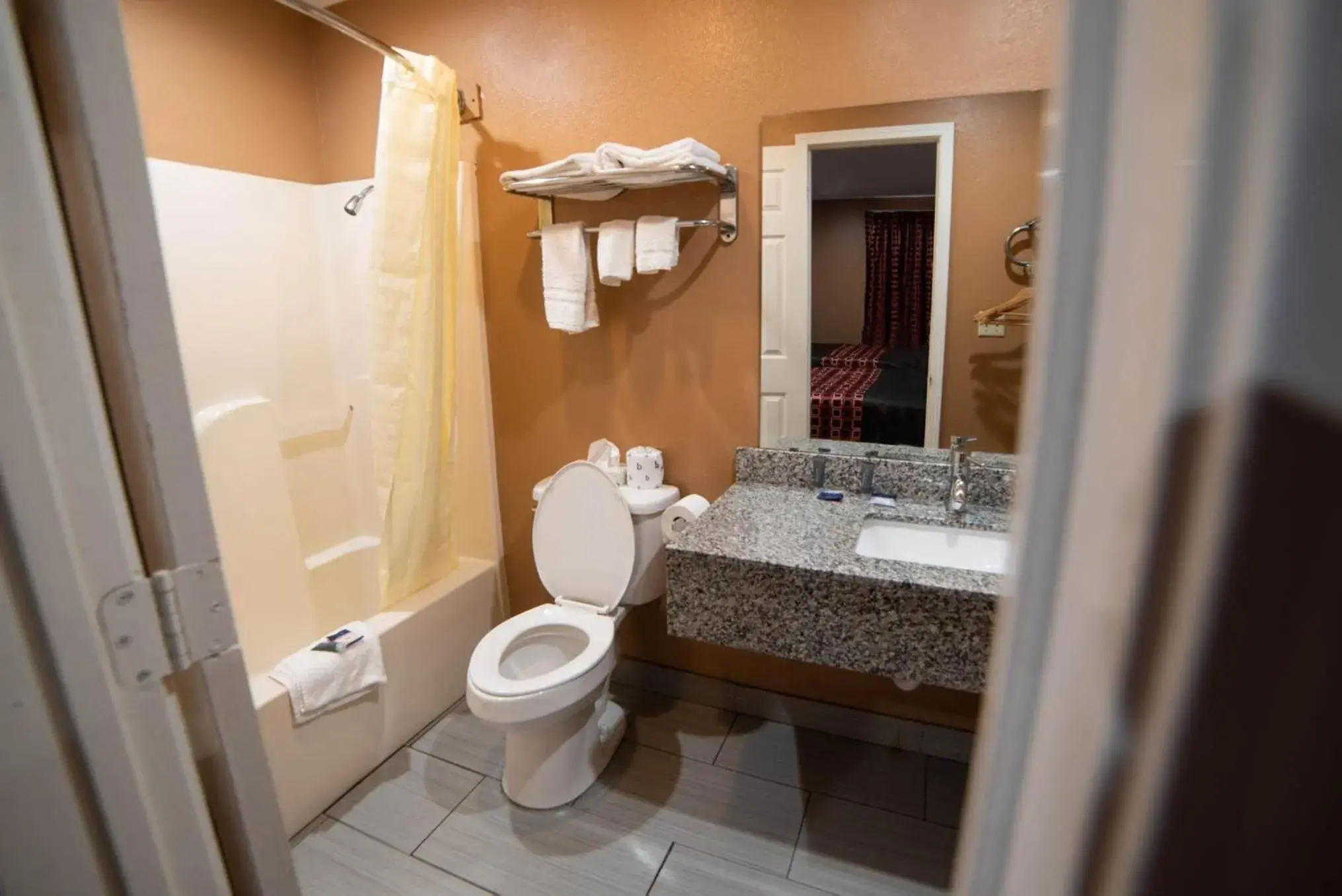 Bathroom in Americas Best Value Inn and Suites Siloam Springs