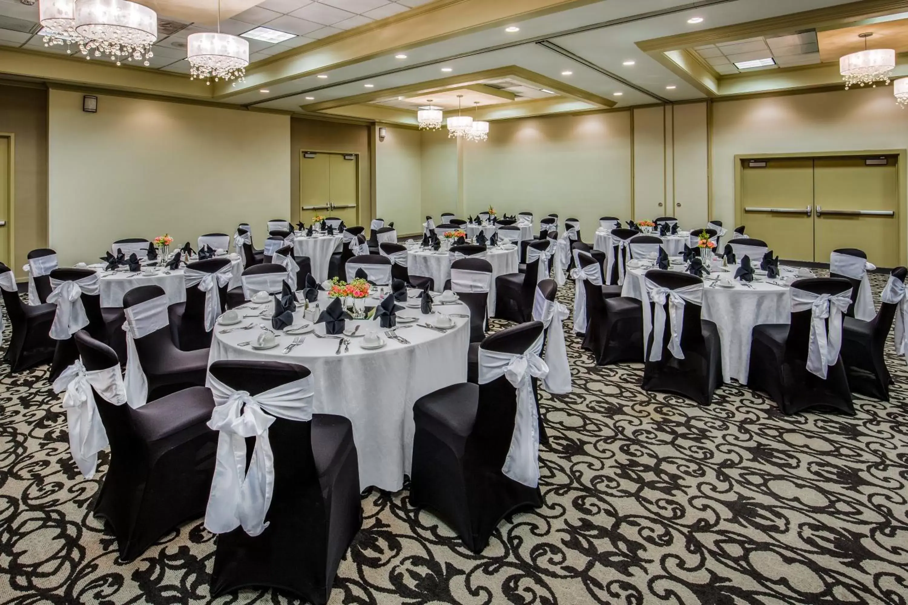 Banquet/Function facilities, Banquet Facilities in Crowne Plaza Phoenix Airport - PHX, an IHG Hotel
