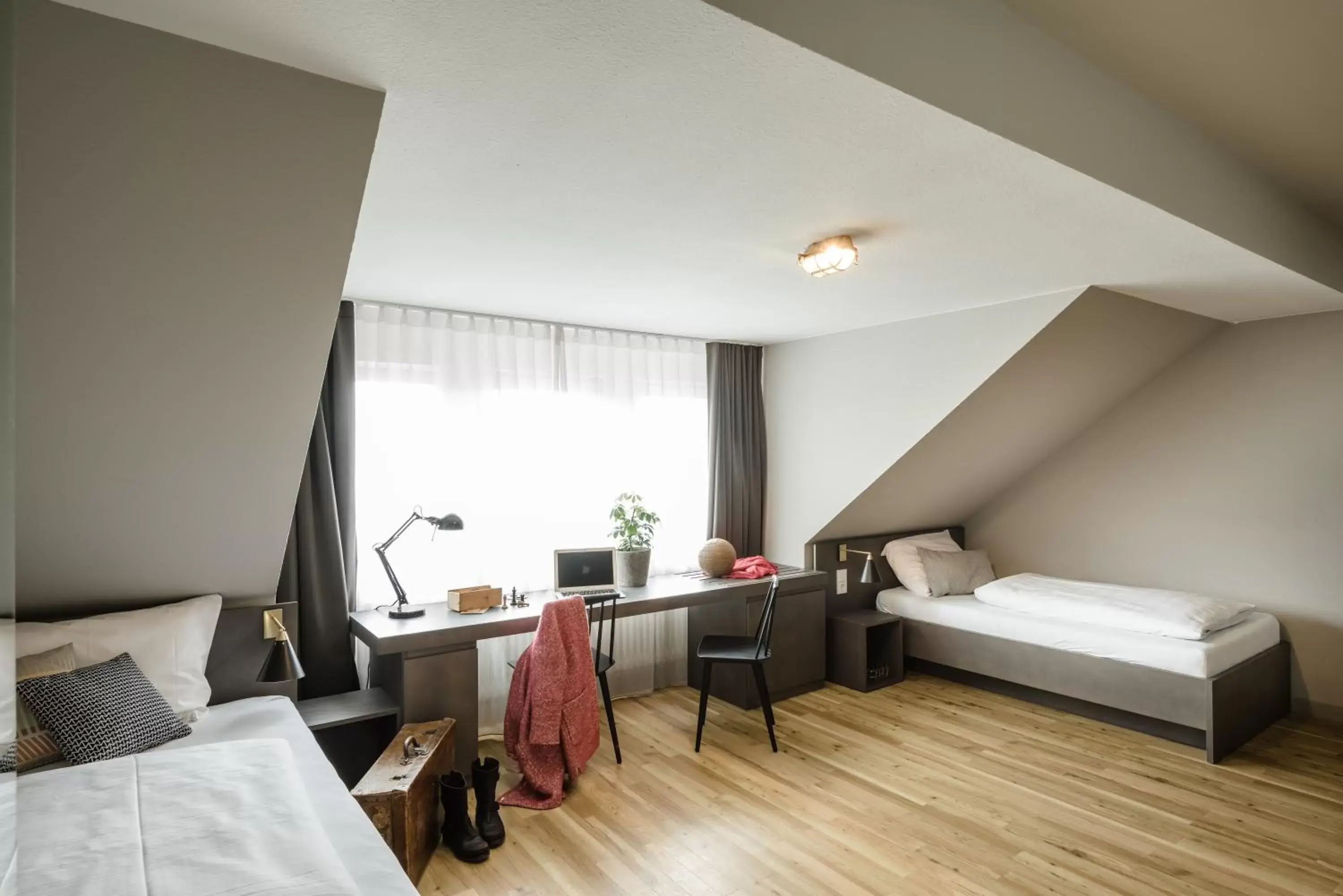 Photo of the whole room, Room Photo in Bold Hotel Frankfurt Messe