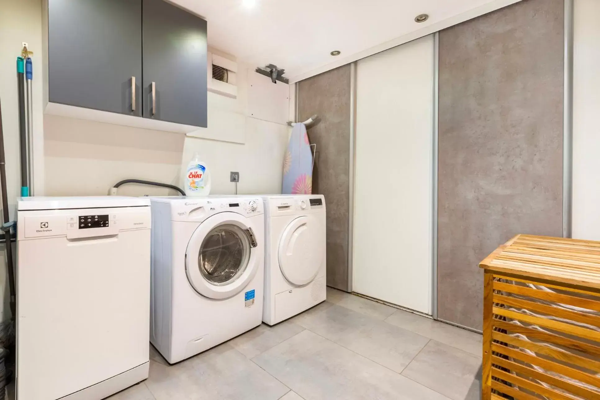 laundry, Kitchen/Kitchenette in Le Chat Qui Dort - Villa Gounod