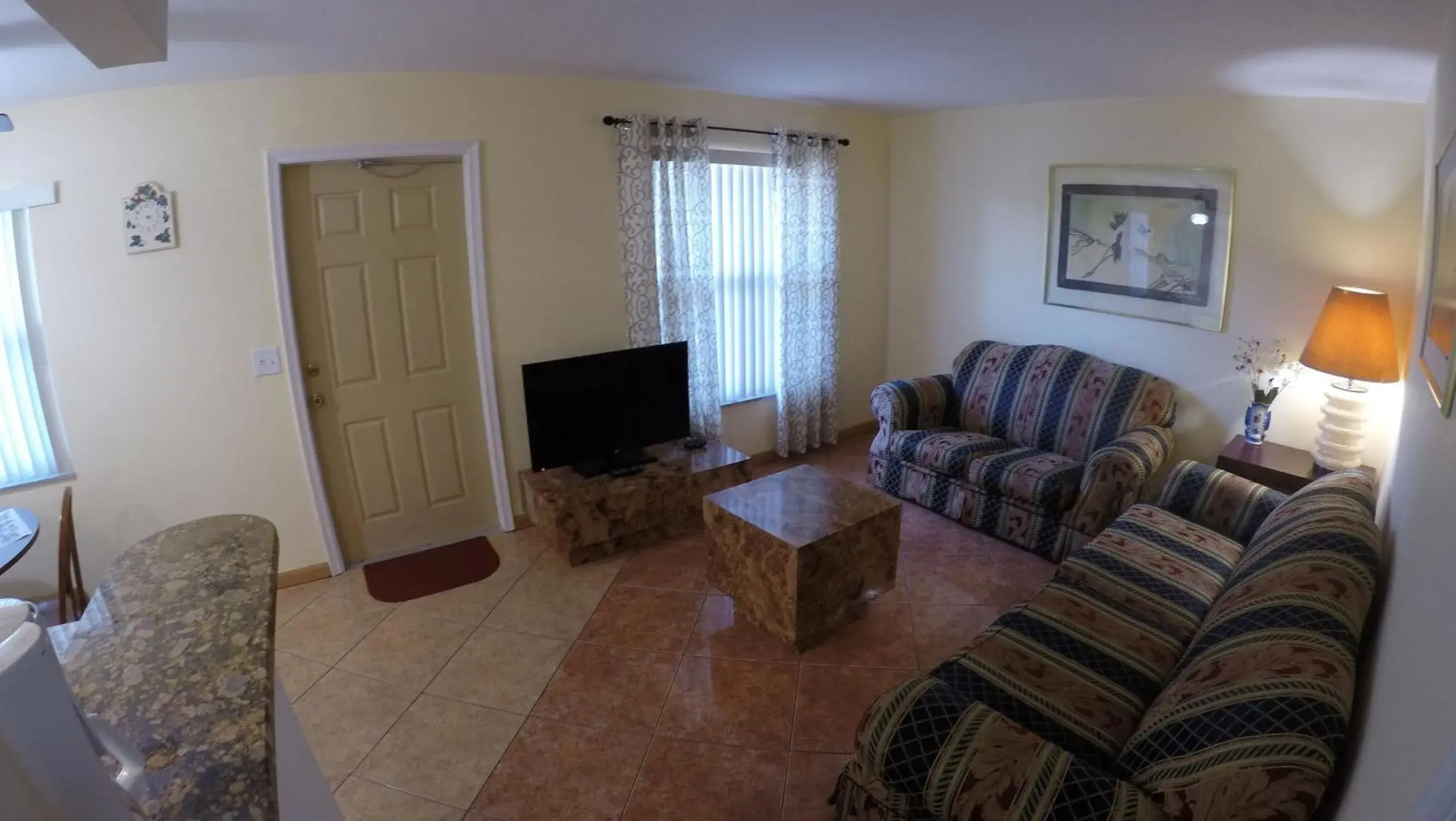 Living room, Seating Area in Lago Mar Motel and Apartments