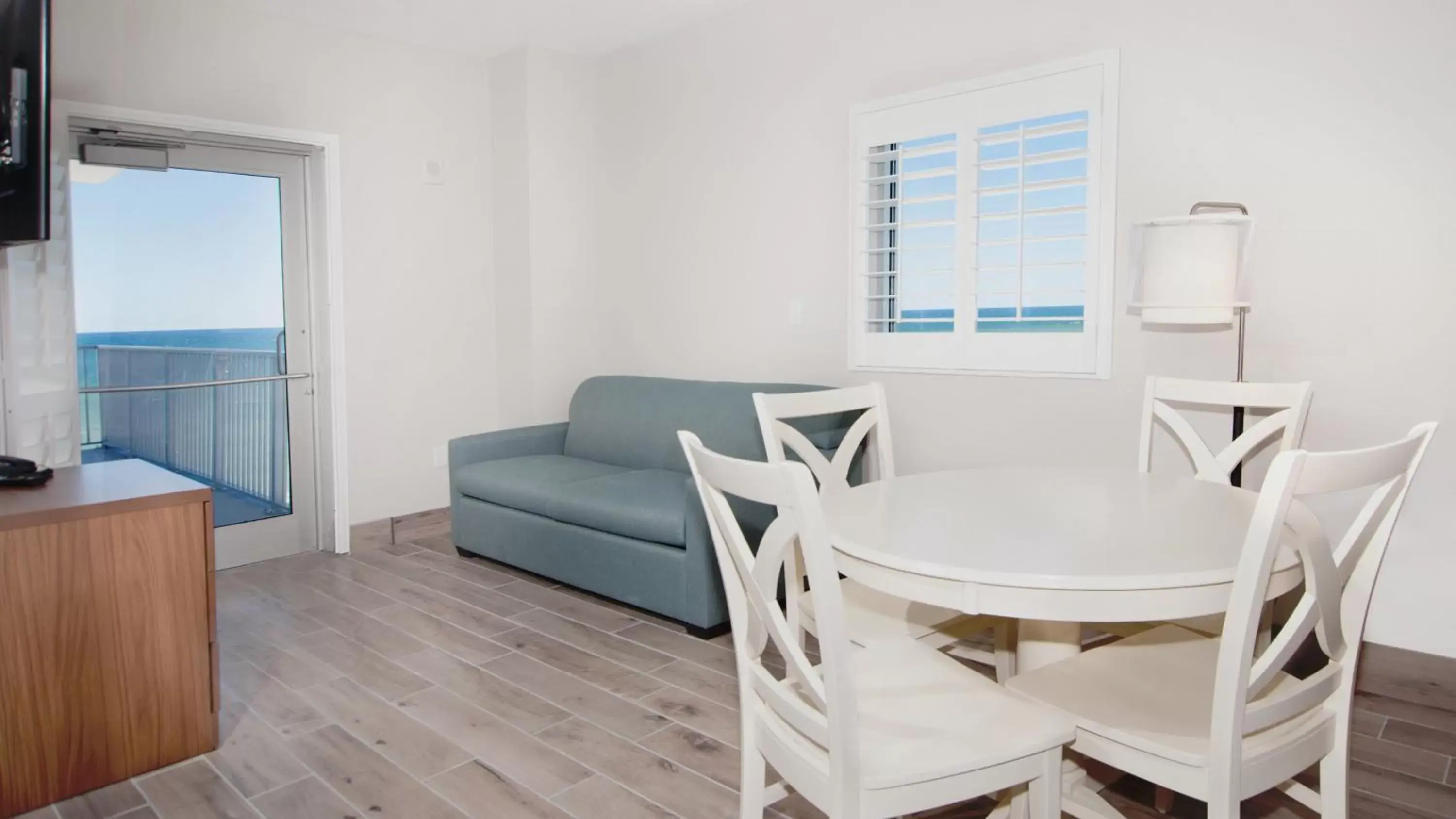 Photo of the whole room in Holiday Inn Express & Suites Panama City Beach - Beachfront by IHG Photo of the whole room in Holiday Inn Express & Suites Panama City Beach - Beachfront by IHG