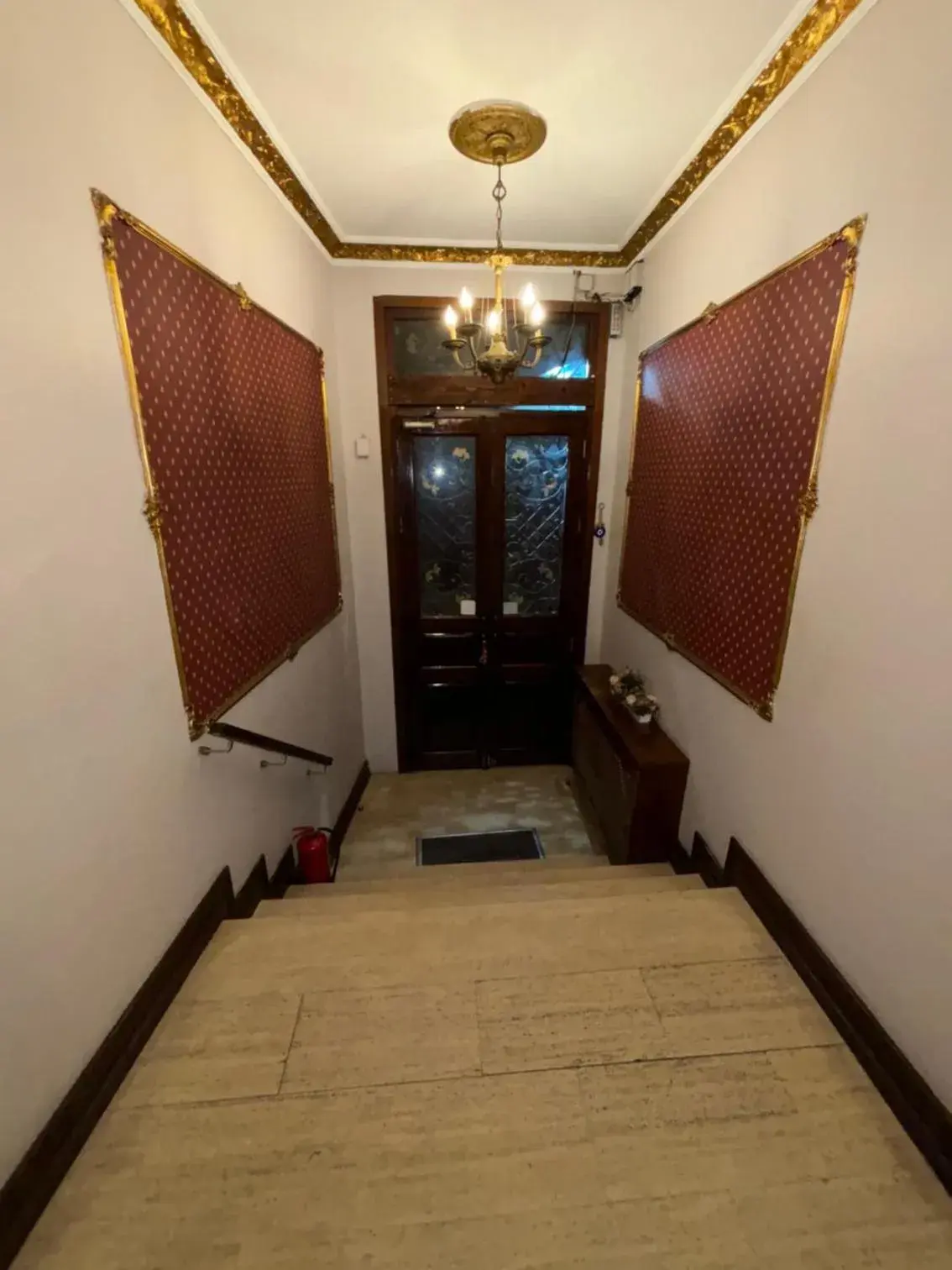Facade/entrance in Nil Hotel