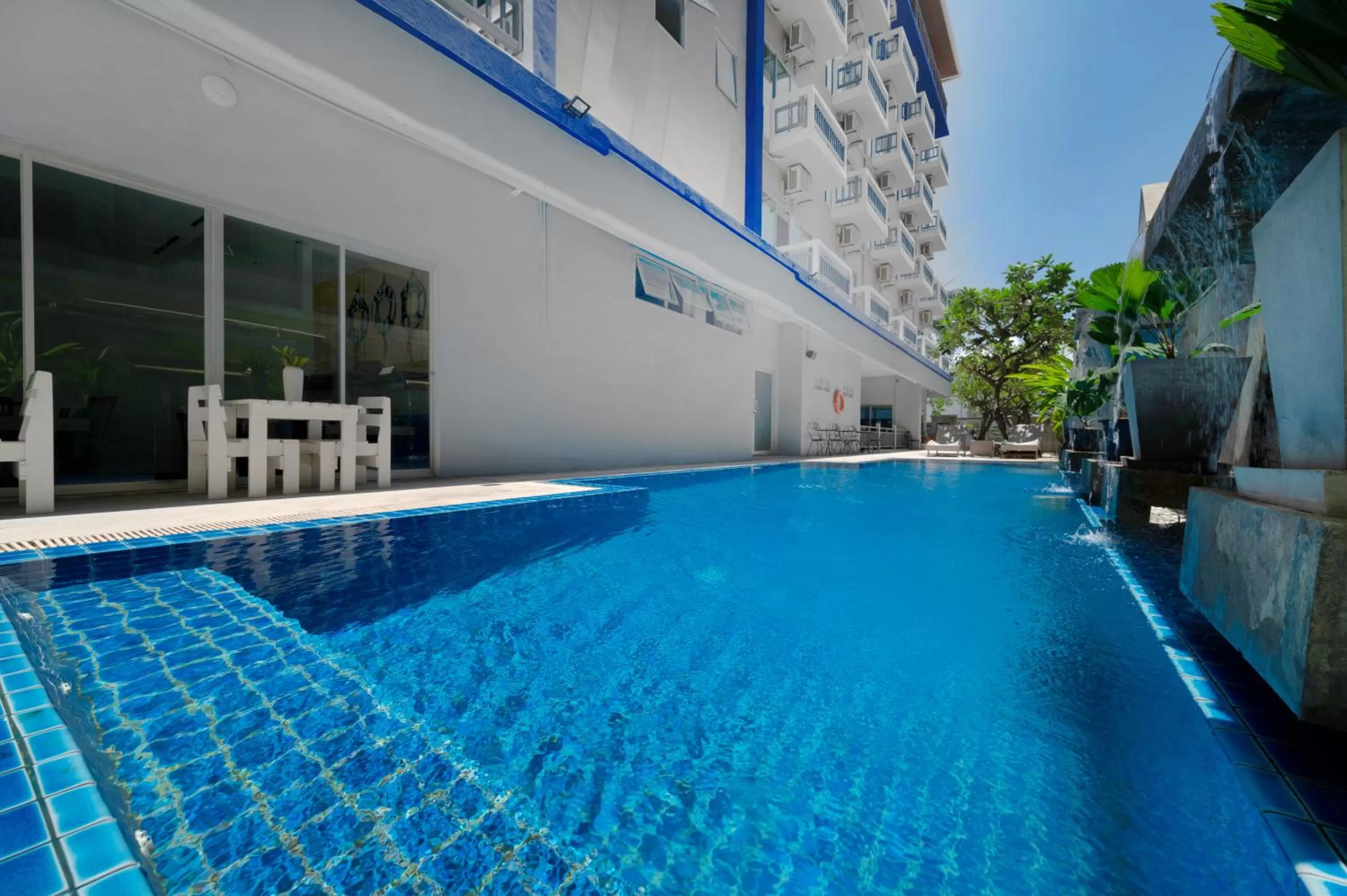 Swimming pool in Kokotel Pattaya South Beach
