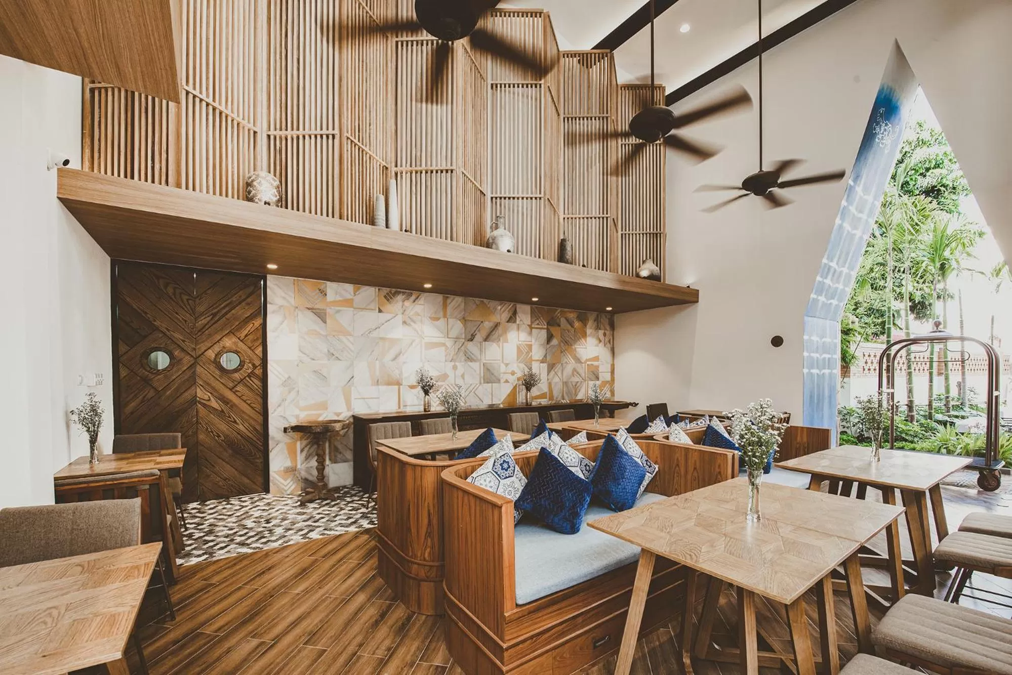 Restaurant/places to eat in THEE Vijit Lanna by TH District