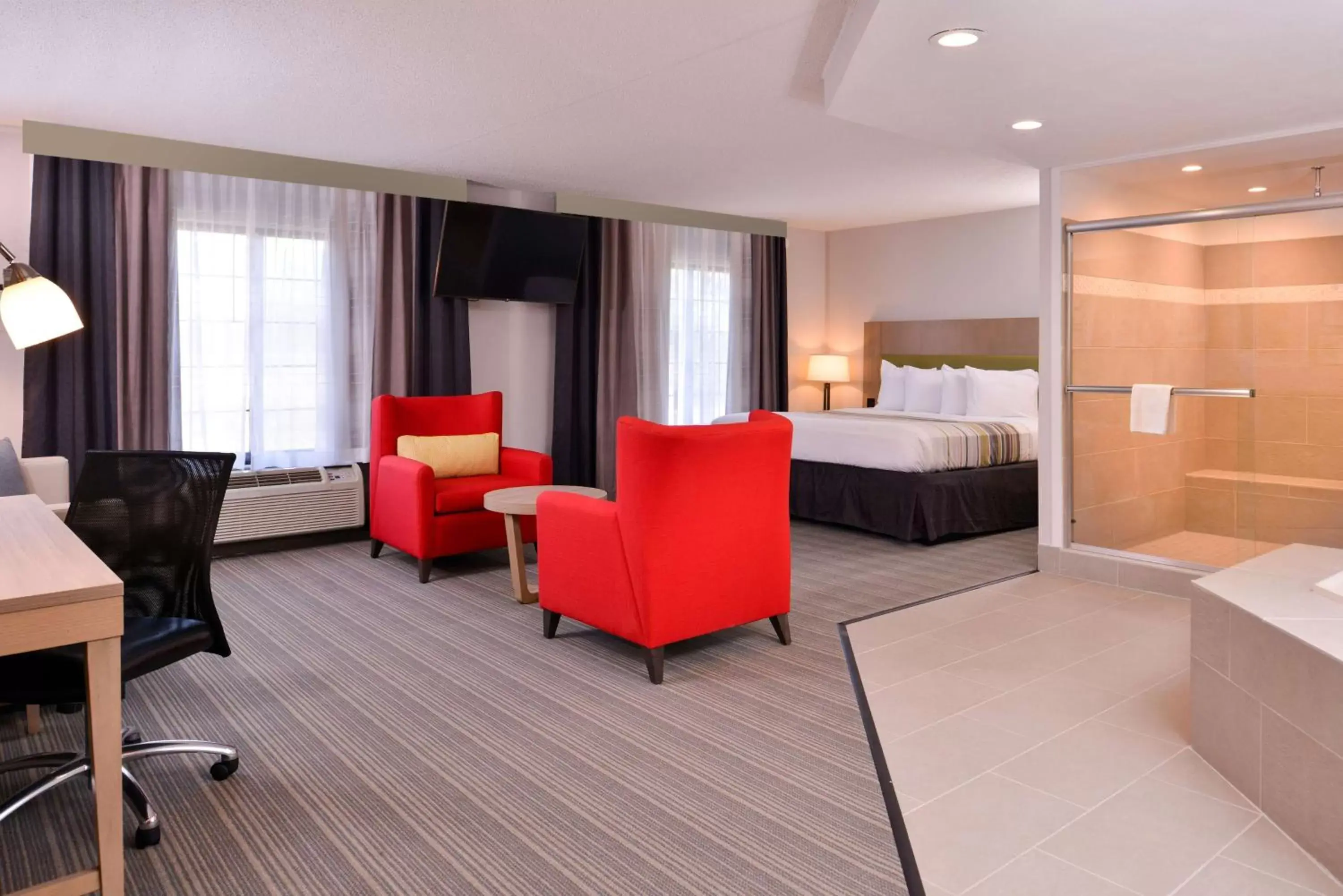Bedroom, Seating Area in Country Inn & Suites by Radisson, Raleigh-Durham Airport, NC