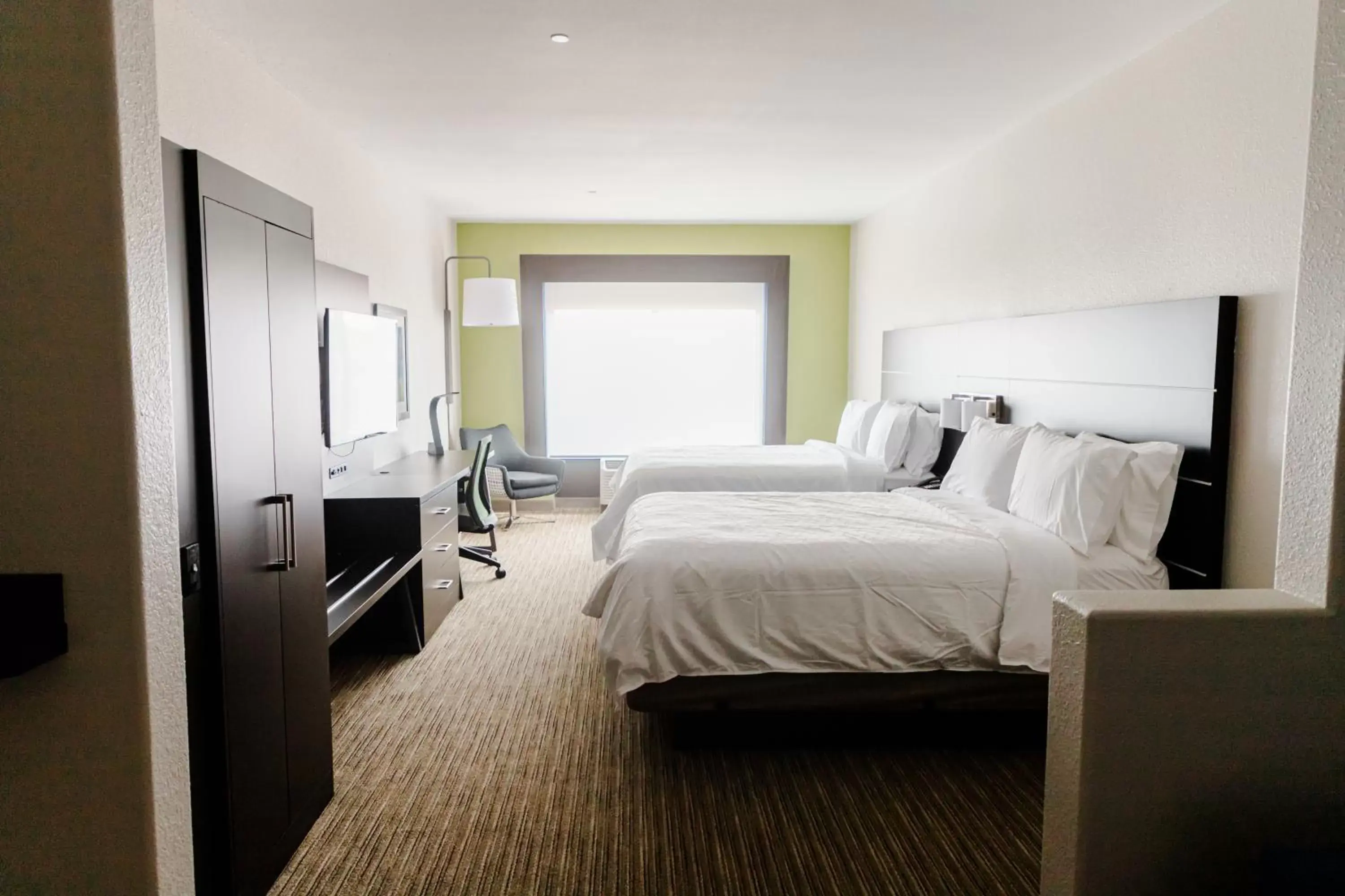 Photo of the whole room, Bed in Holiday Inn Express Hotel & Suites Greenville, an IHG Hotel