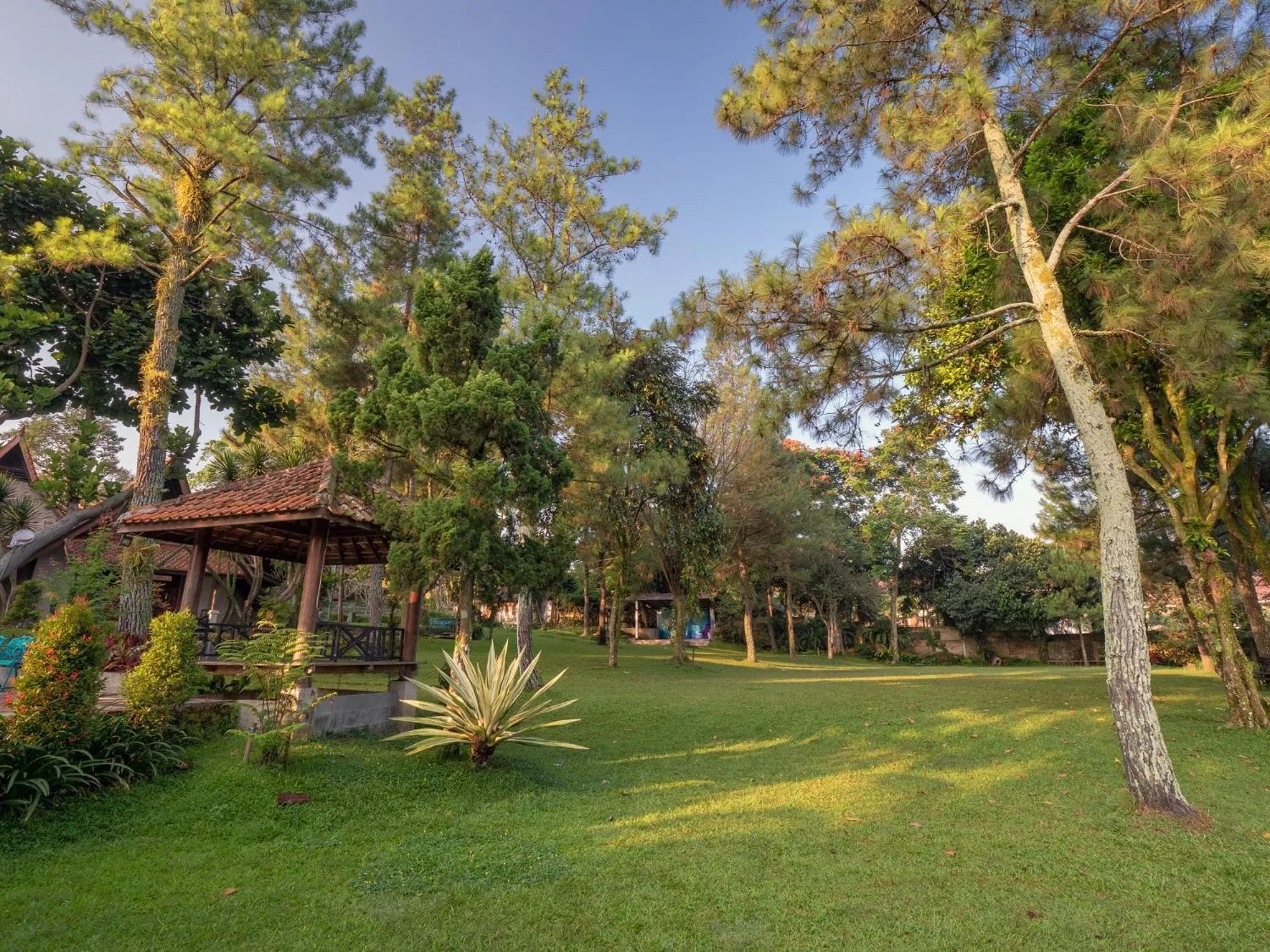 Garden in The Village Resort Bogor Powered by Archipelago