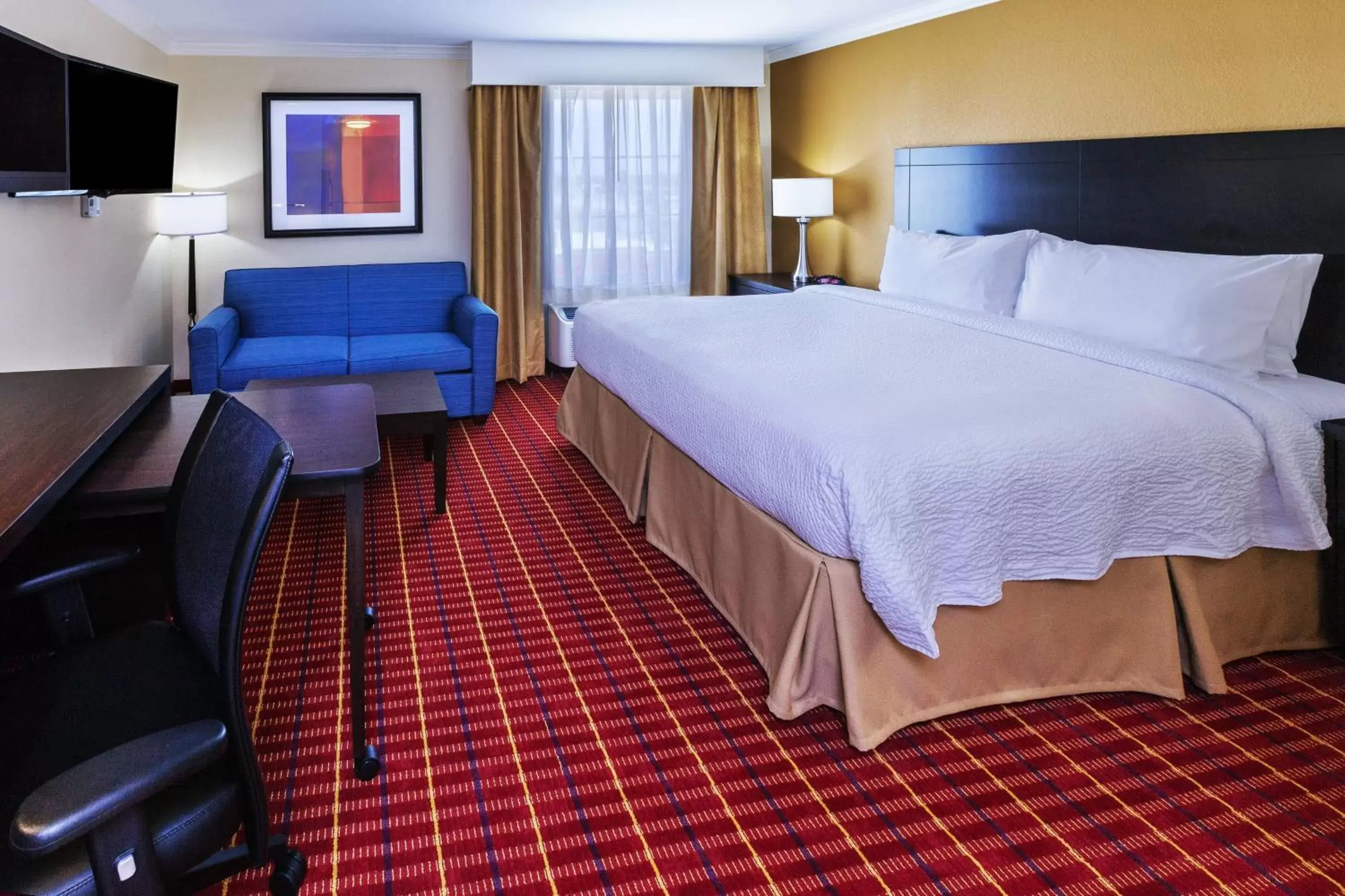 Photo of the whole room, Bed in TownePlace Suites by Marriott Corpus Christi