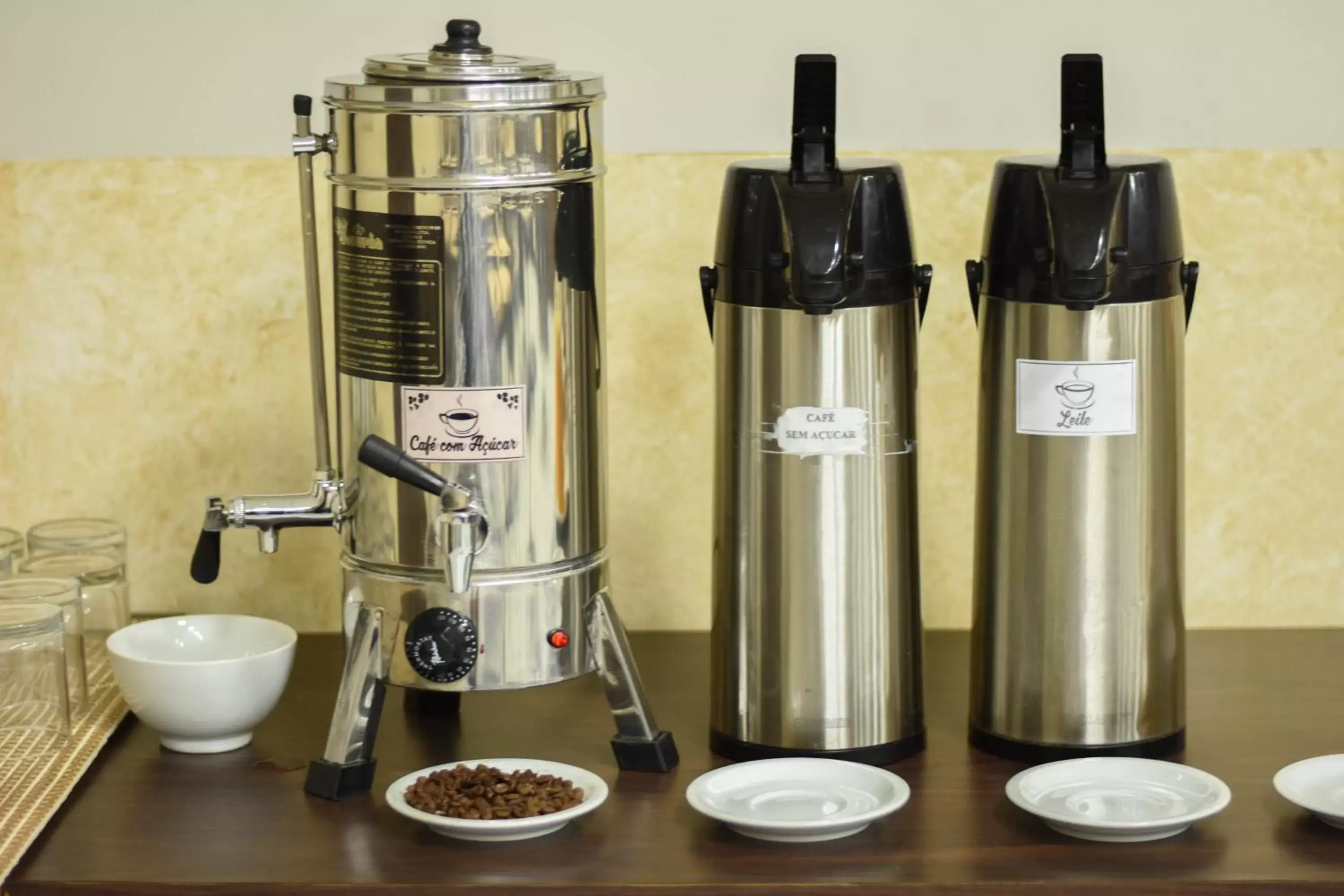 Coffee/tea facilities in Larison Hotéis - Ji-Paraná