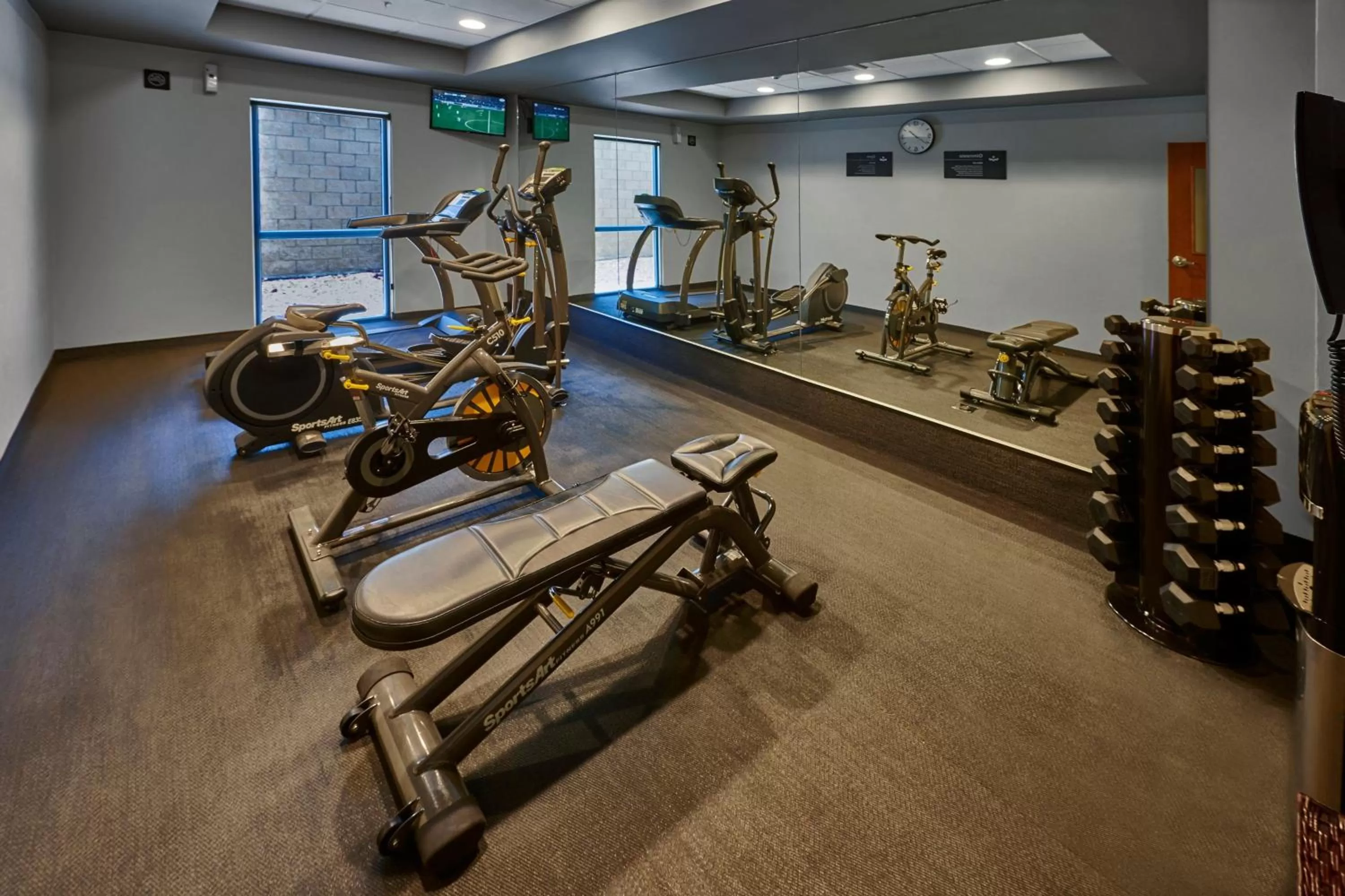 Fitness centre/facilities in City Express by Marriott Celaya Galerias
