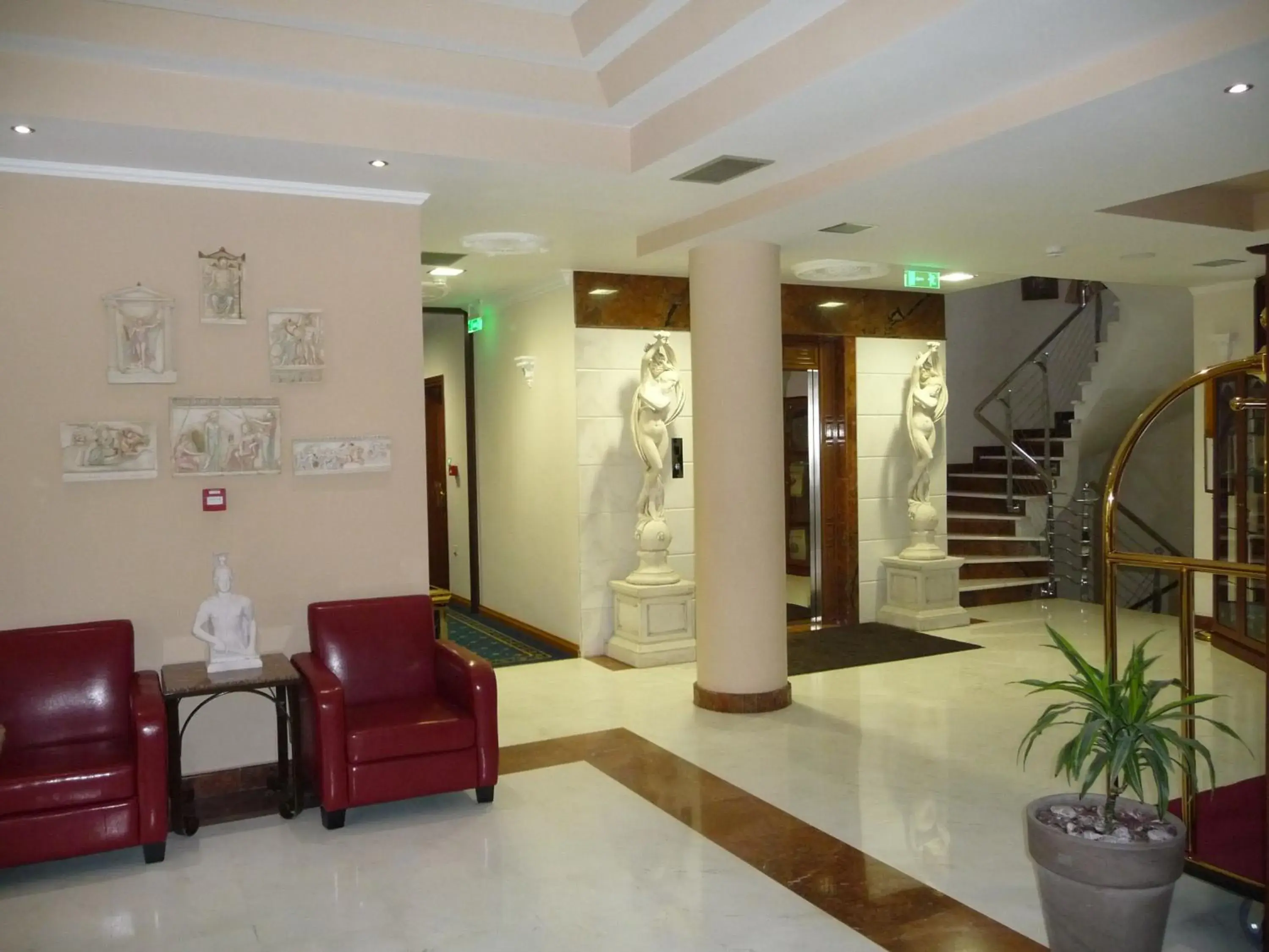 Lobby/Reception in Afkos Grammos Resort