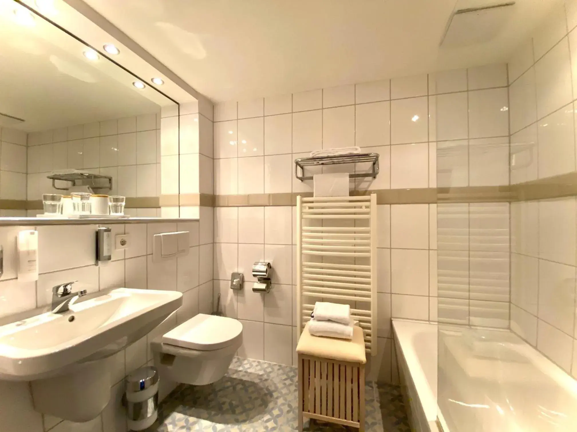 Bathroom in Parkhotel Bielefeld