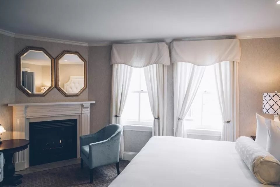 Decorative detail, Bed in The Great George