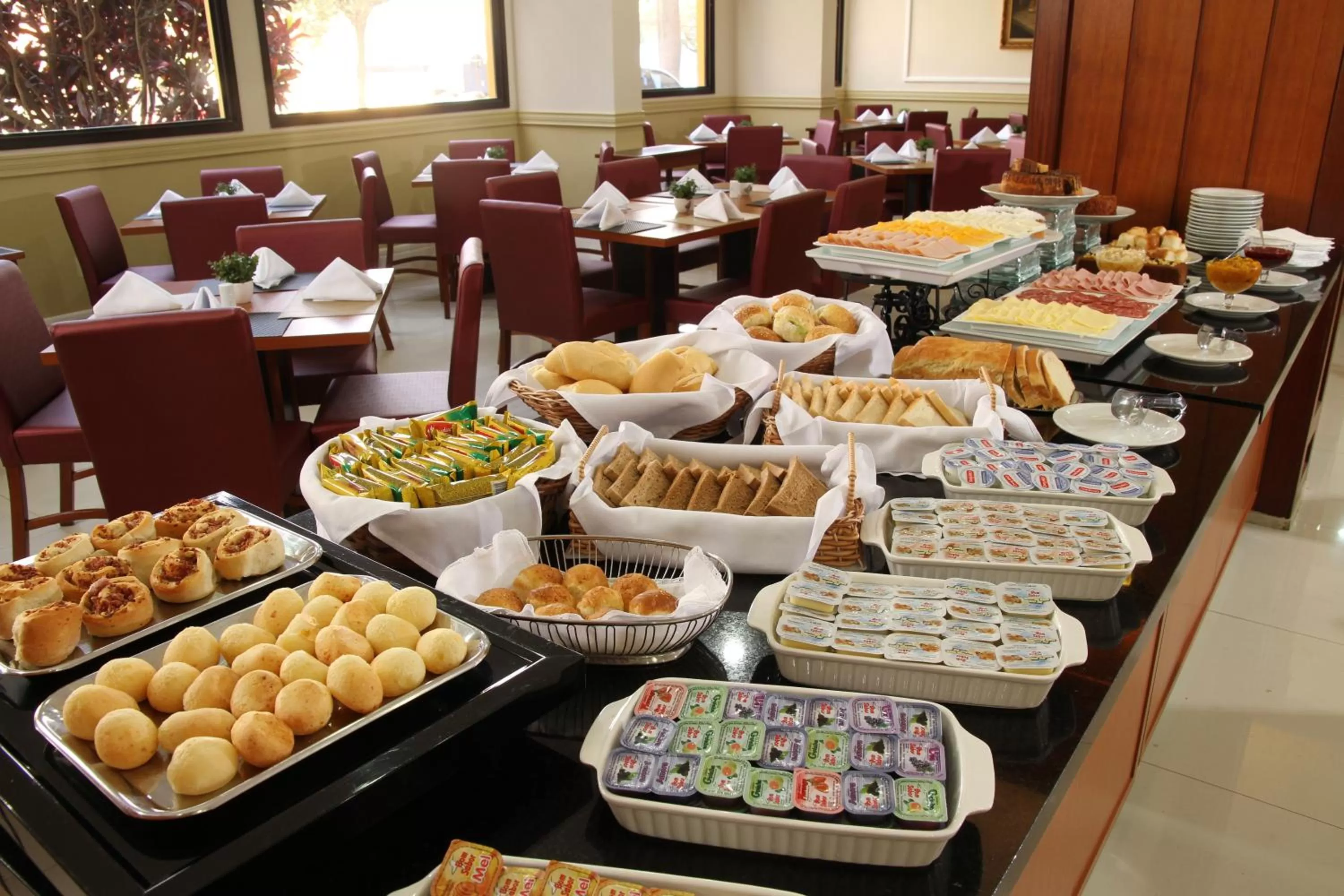 Restaurant/places to eat in Sorocaba Park Hotel by Atlantica