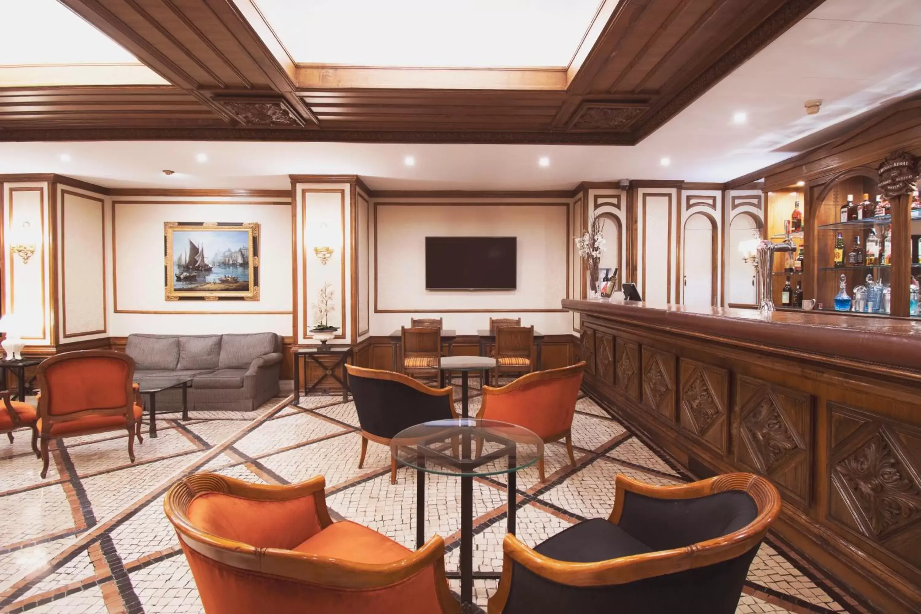 Lobby or reception, Lounge/Bar in SANA Rex Hotel