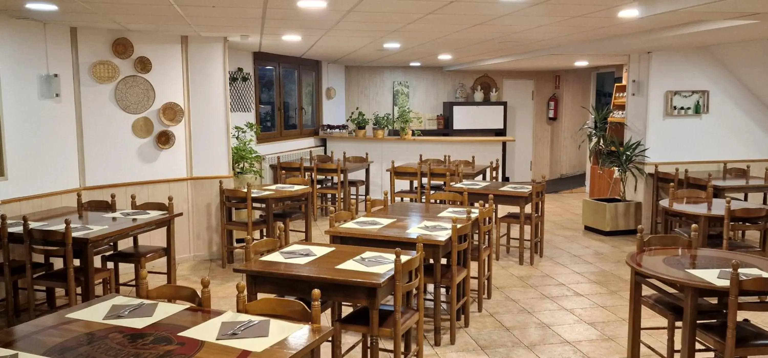 Breakfast, Restaurant/Places to Eat in Hotel Comapedrosa