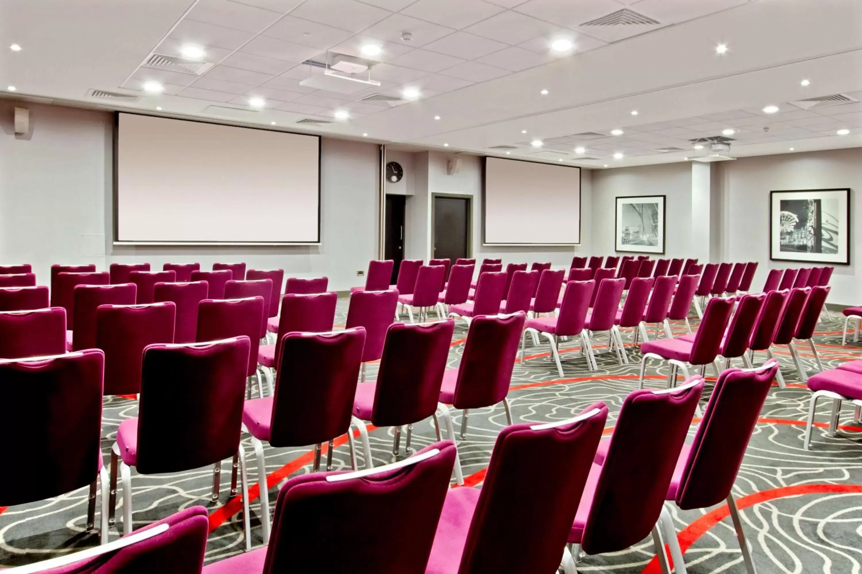 Business facilities in Park Inn by Radisson Manchester City Centre