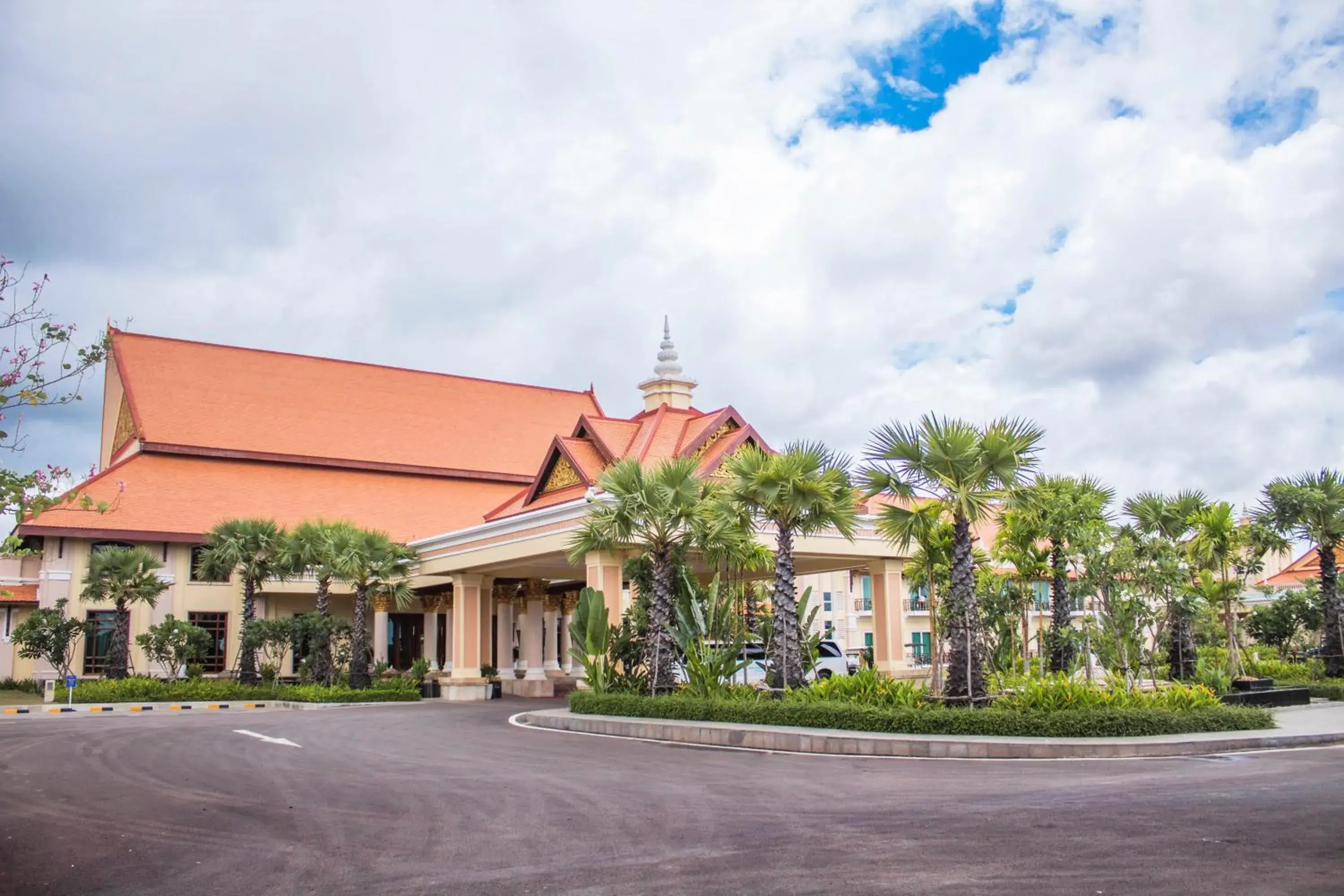Facade/entrance, Property Building in Sokha Siem Reap Resort & Convention Center