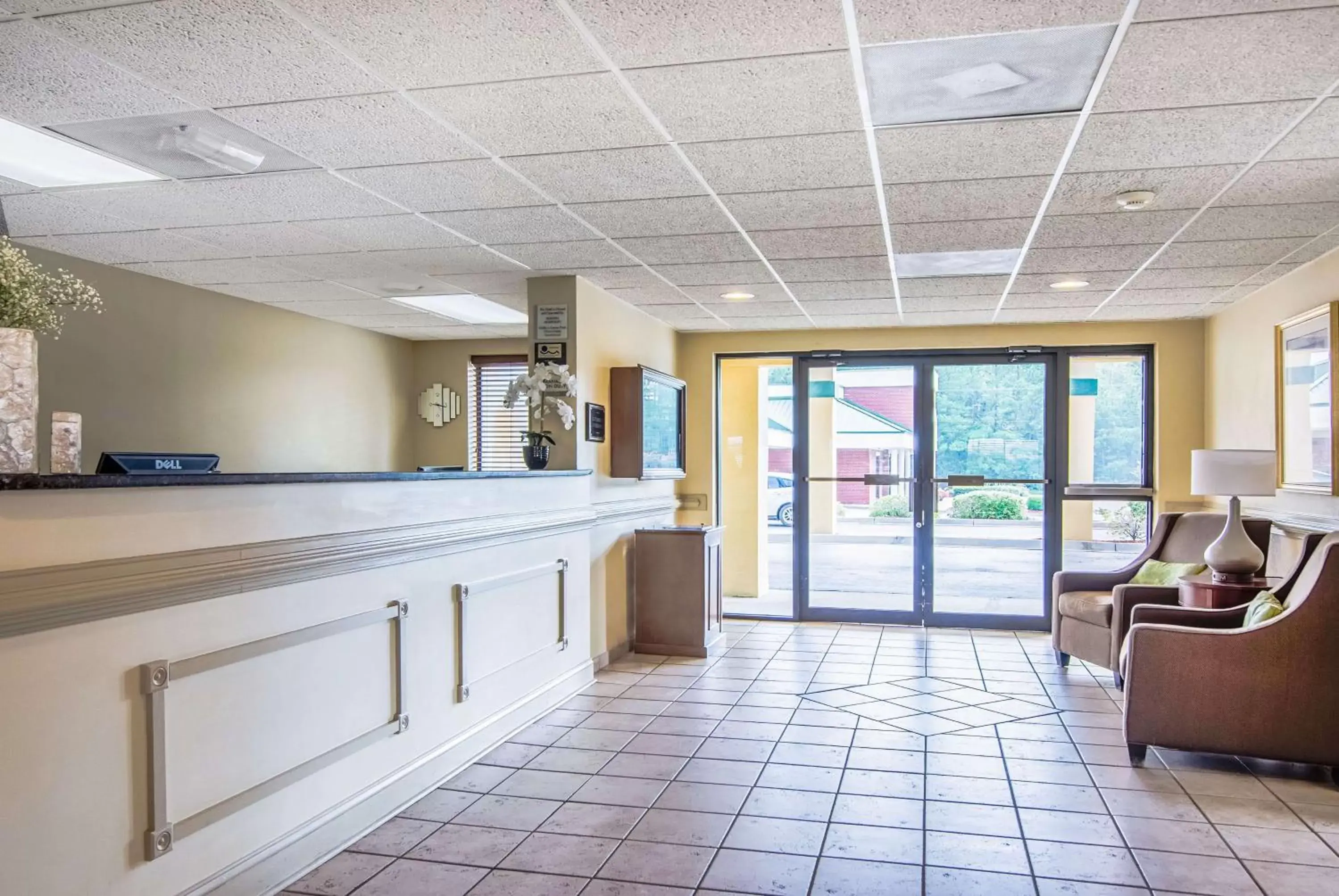 Lobby or reception in Baymont by Wyndham North Myrtle Beach Lobby or reception in Baymont by Wyndham North Myrtle Beach