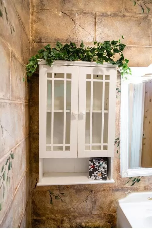 Bathroom in Mountain Aire Cottages, Inn, & Glamping