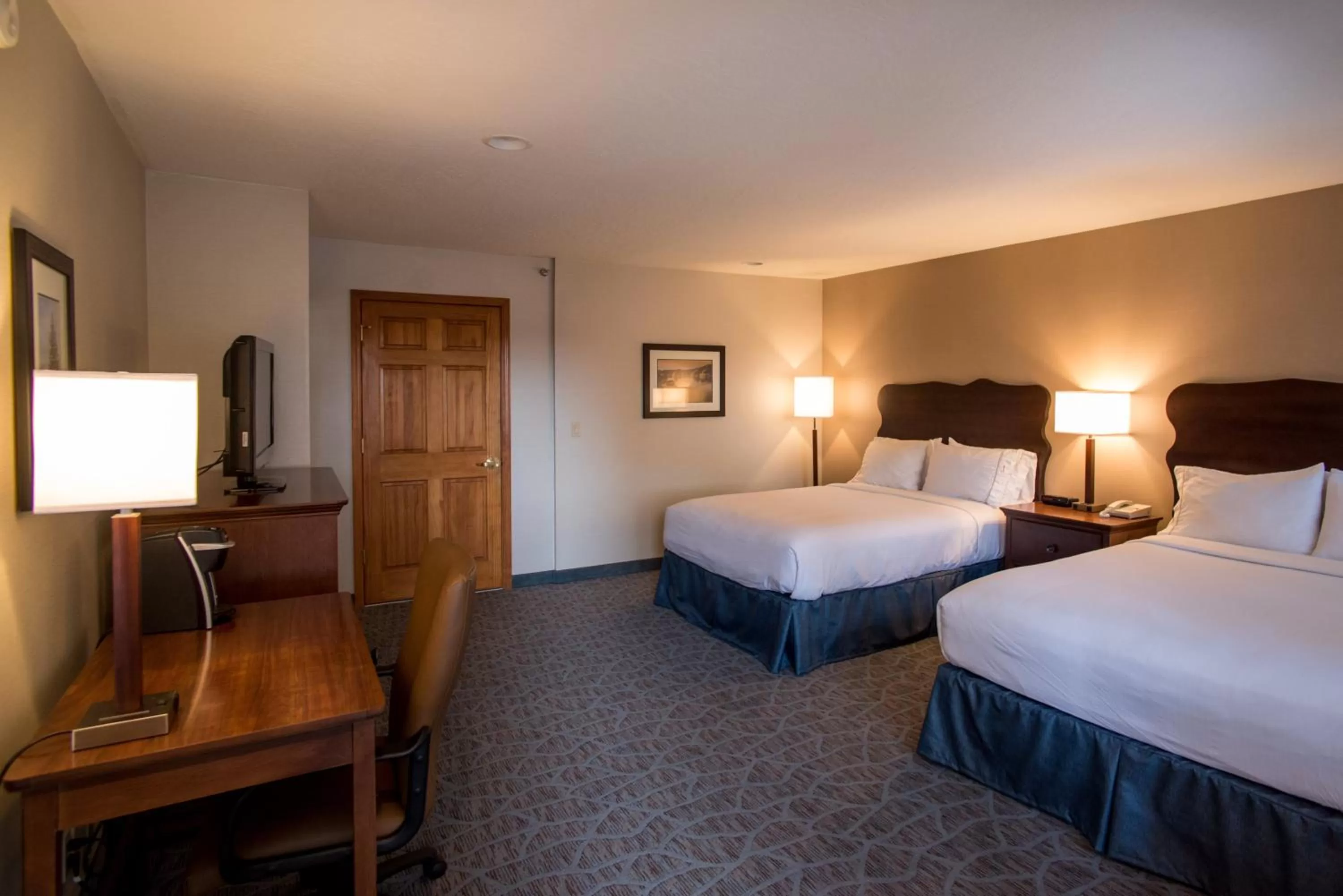 Photo of the whole room, Bed in Holiday Inn Express South Lake Tahoe by IHG
