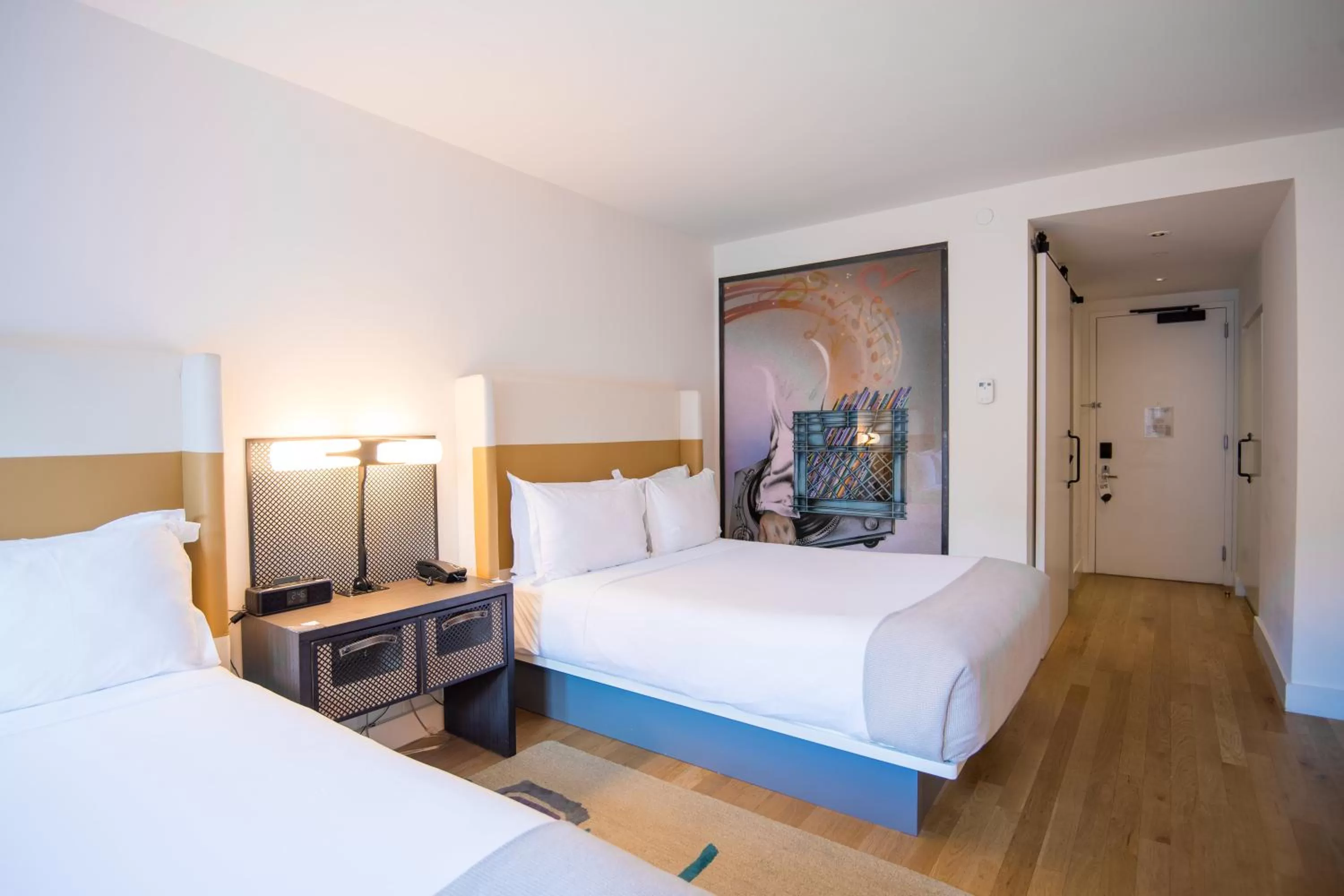 Photo of the whole room, Bed in Hotel Indigo Lower East Side New York by IHG