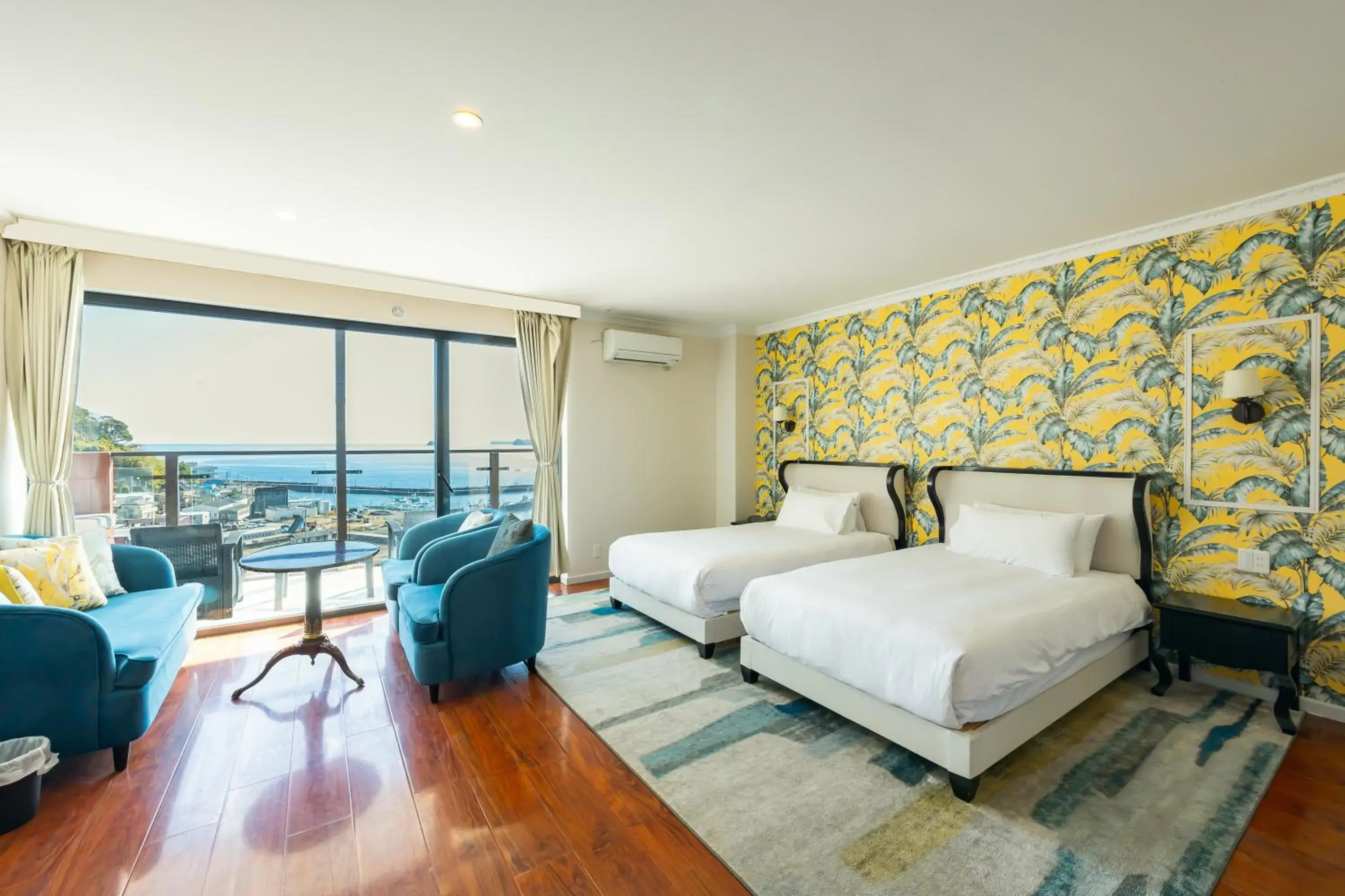 Bed in HOTEL HIMALAYA SEA Bed in HOTEL HIMALAYA SEA