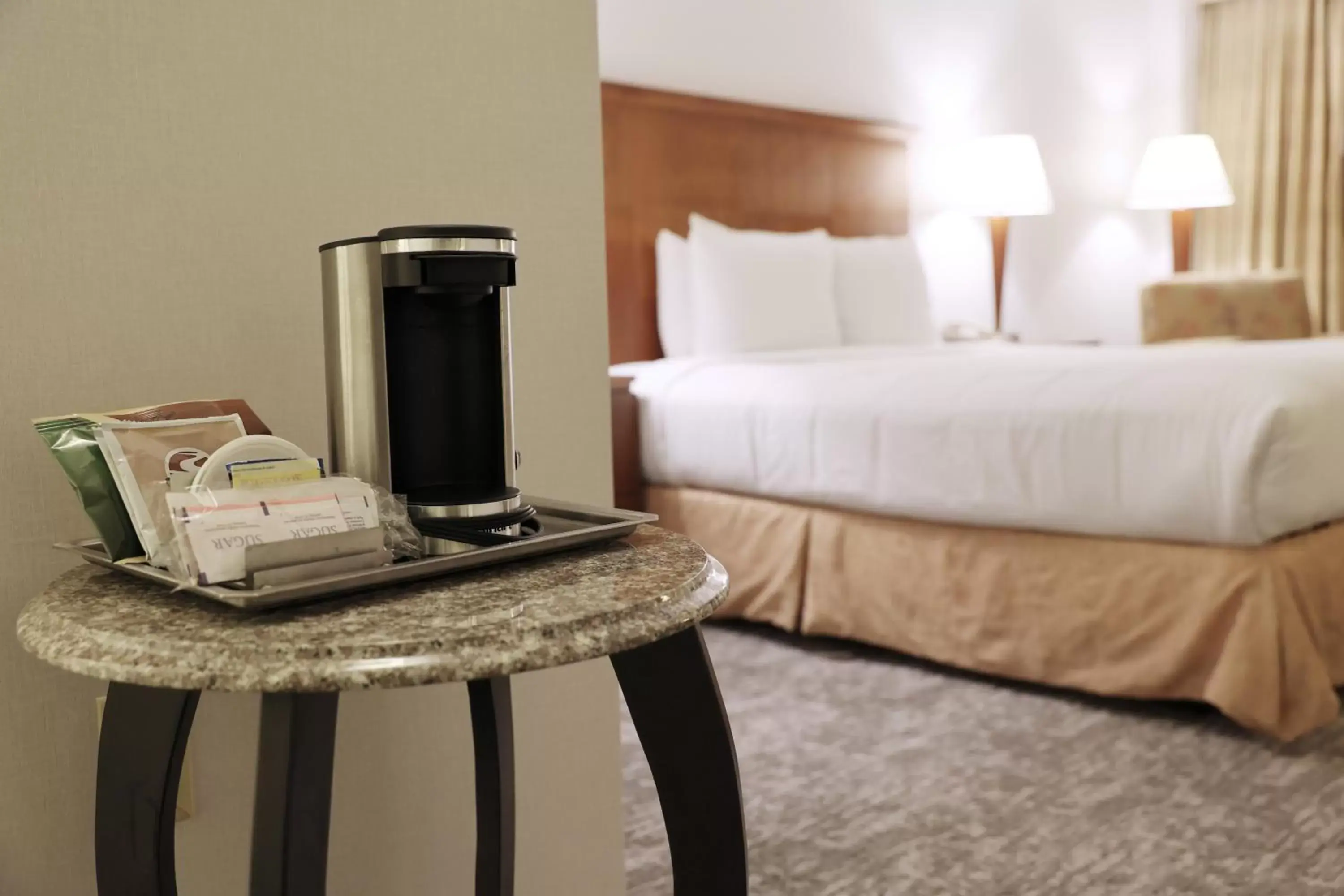 Coffee/tea facilities, Bed in Ontario Airport Hotel & Conference Center