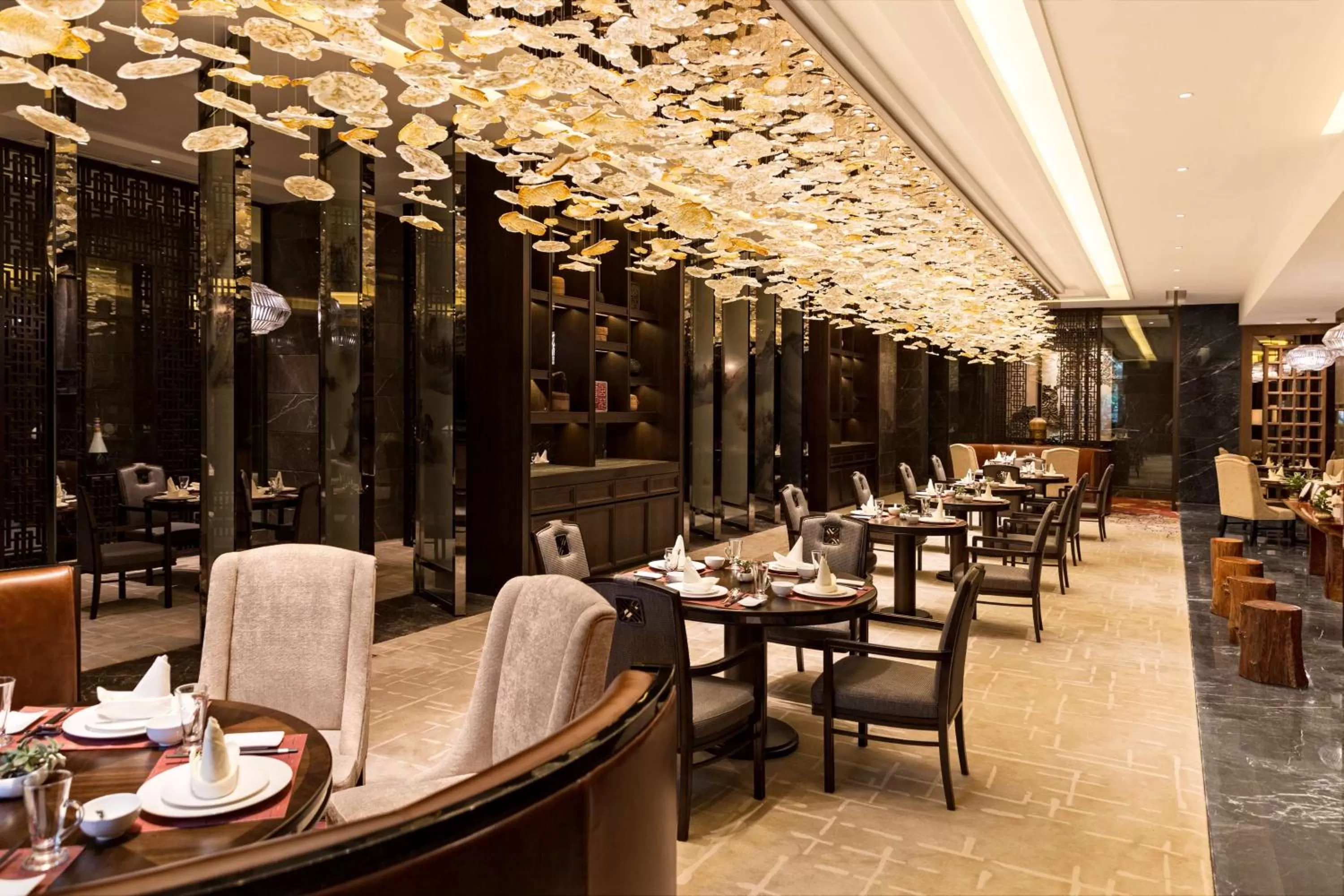 Restaurant/places to eat in Hilton Dali Resort & Spa