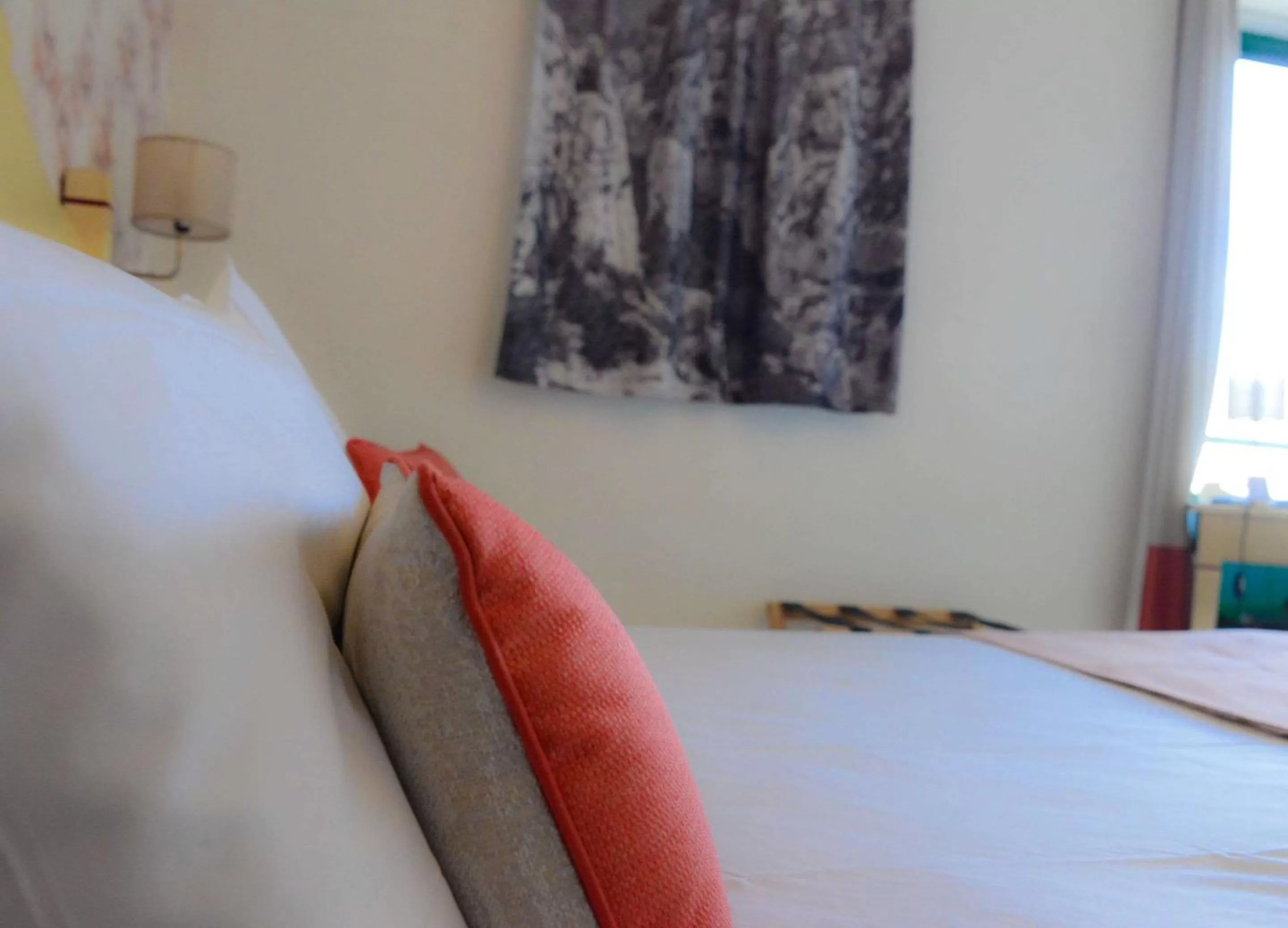 Family Queen Room with Single Bed in Best Western Gemenos Villa Florette