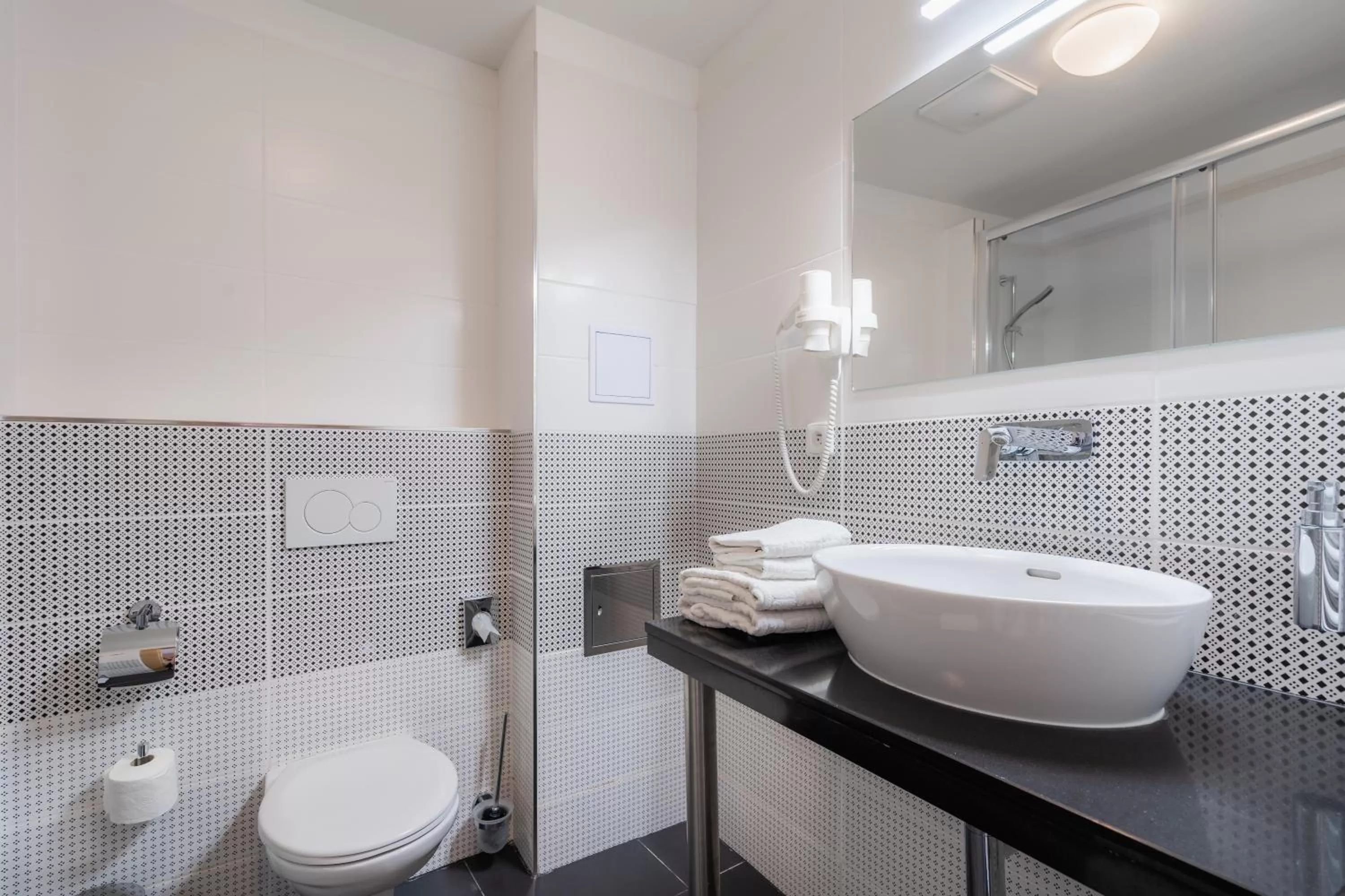 Toilet in EA ApartHotel Melantrich