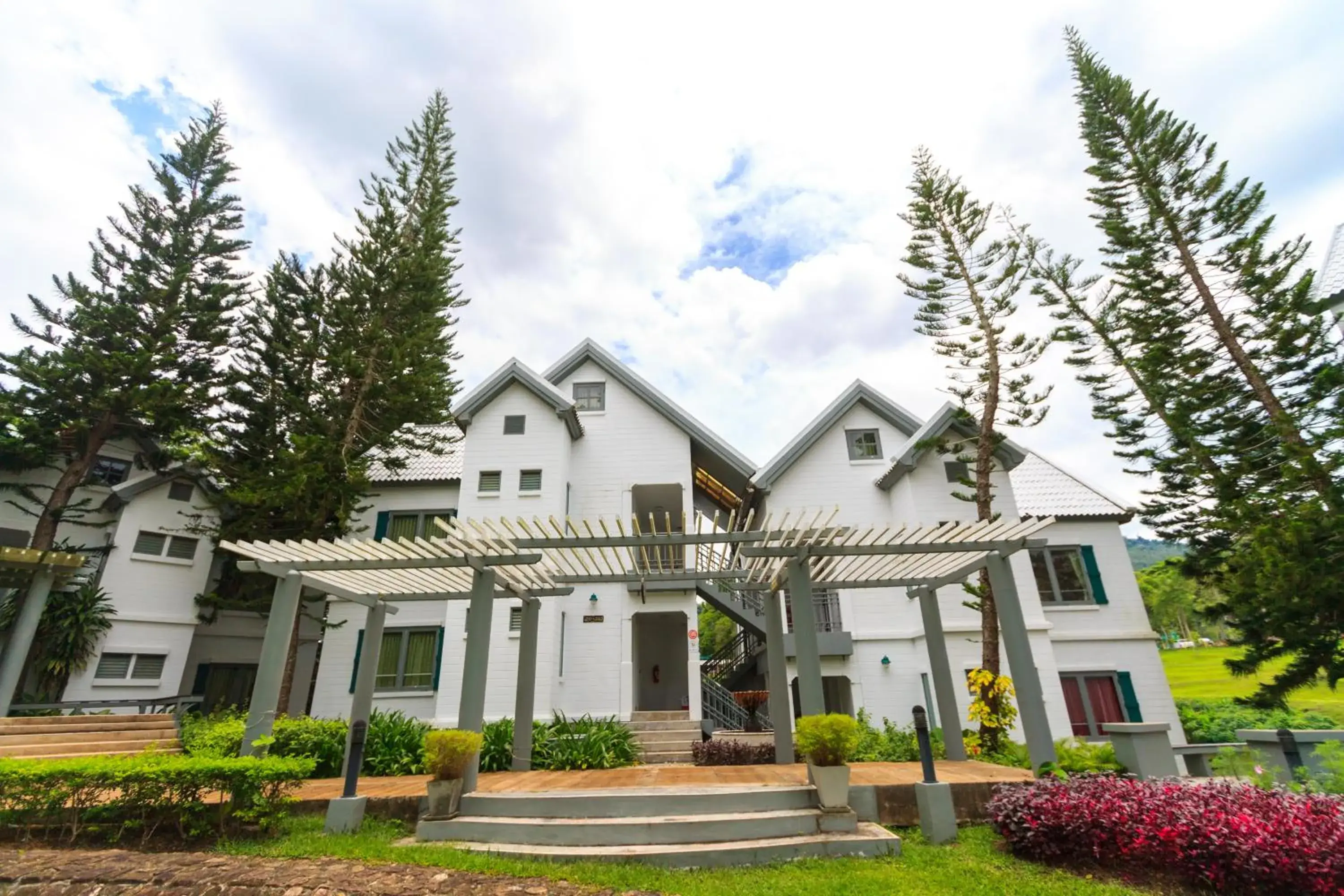 Decorative detail, Garden in Brookside Valley Resort