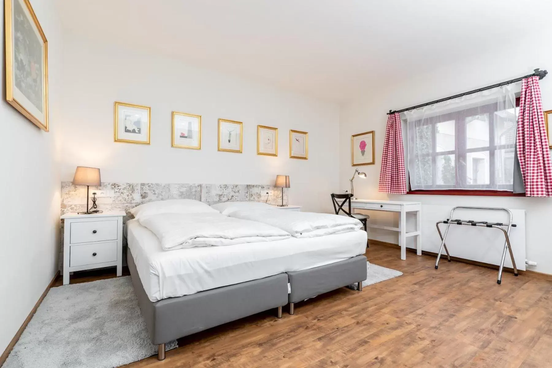 Double or Twin Room with Terrace - single occupancy in Hotel Dvur Hoffmeister Double or Twin Room with Terrace - single occupancy in Hotel Dvur Hoffmeister