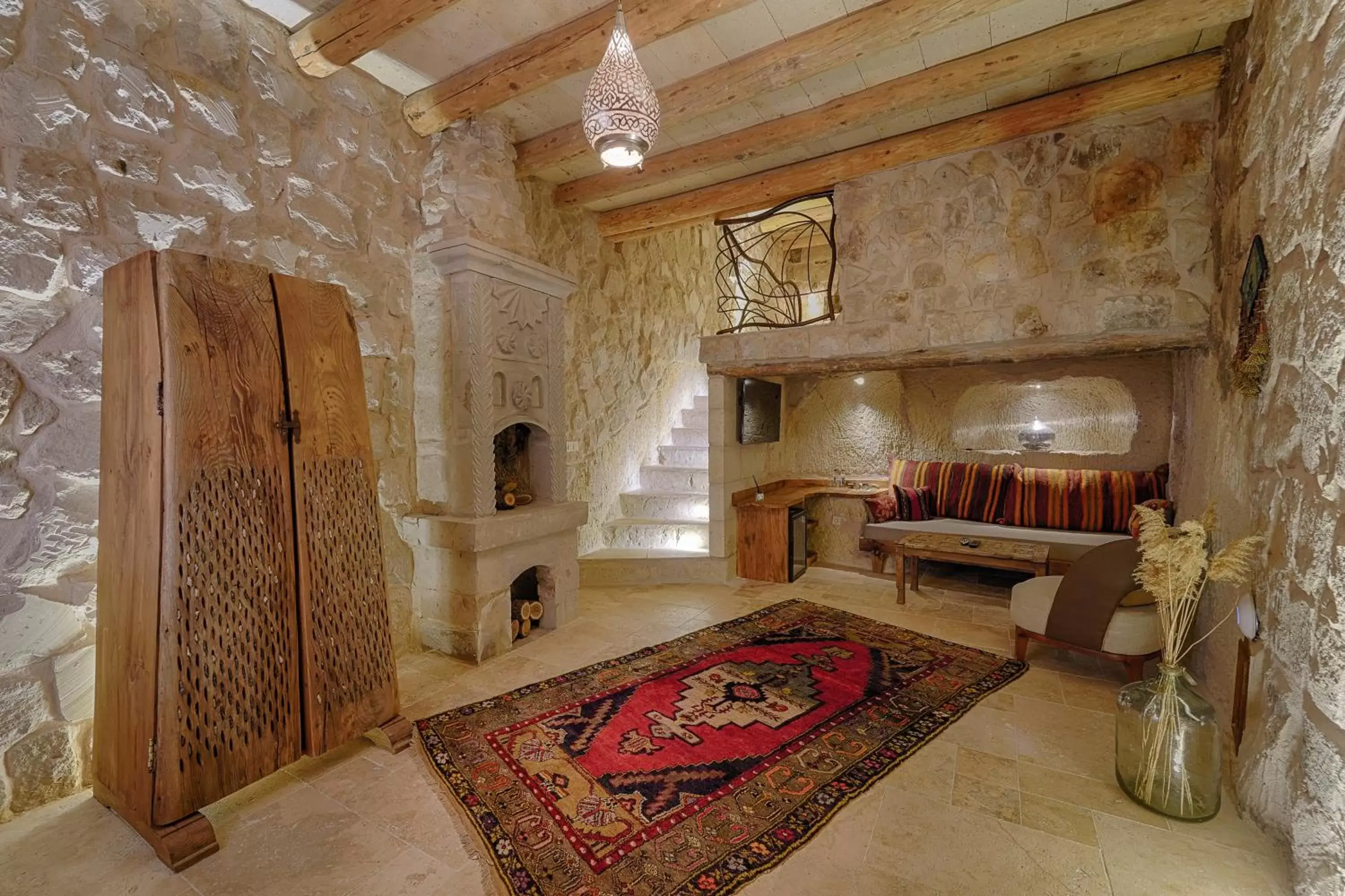 Queen Room with Balcony in Doda Artisanal Cave Hotel Adults only