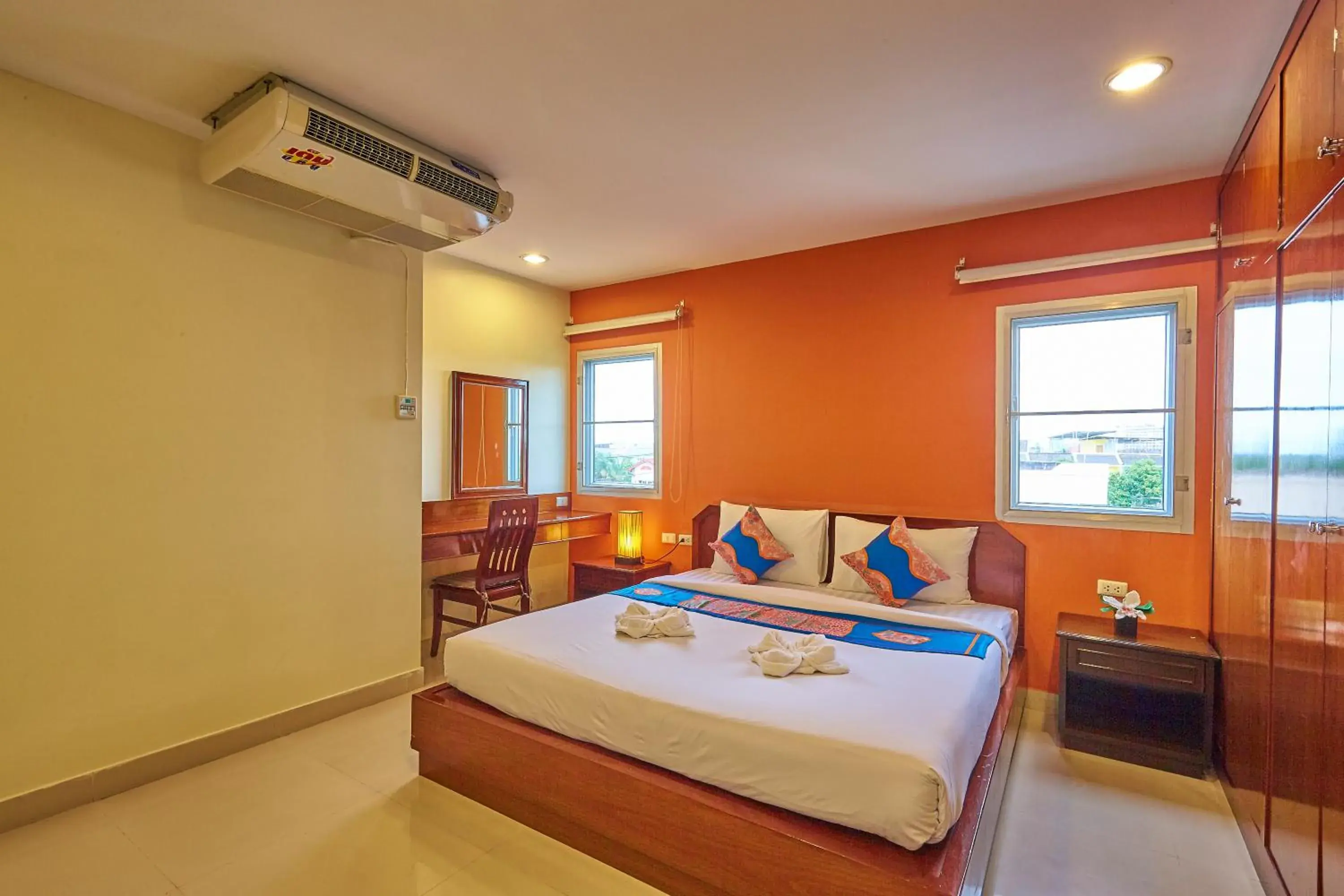 Bedroom, Bed in Sivalai Place