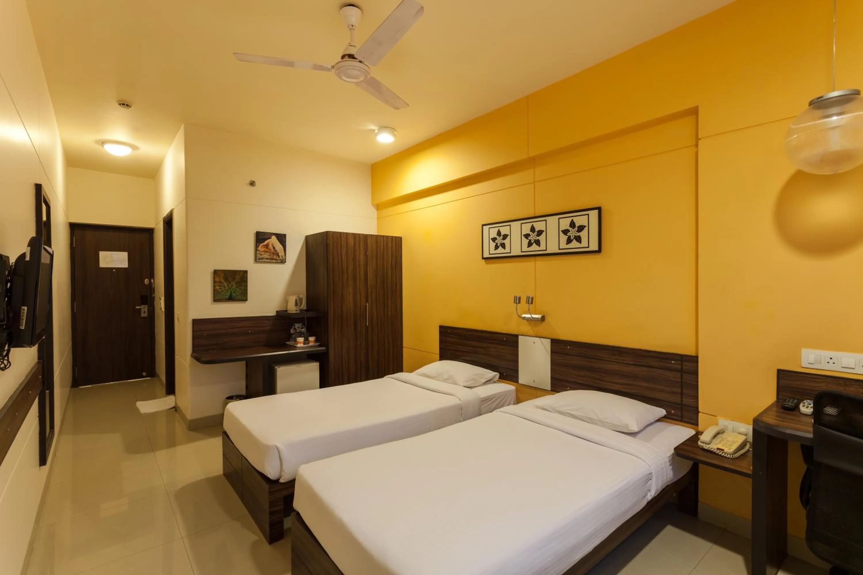 Bedroom, Bed in Ginger Surat