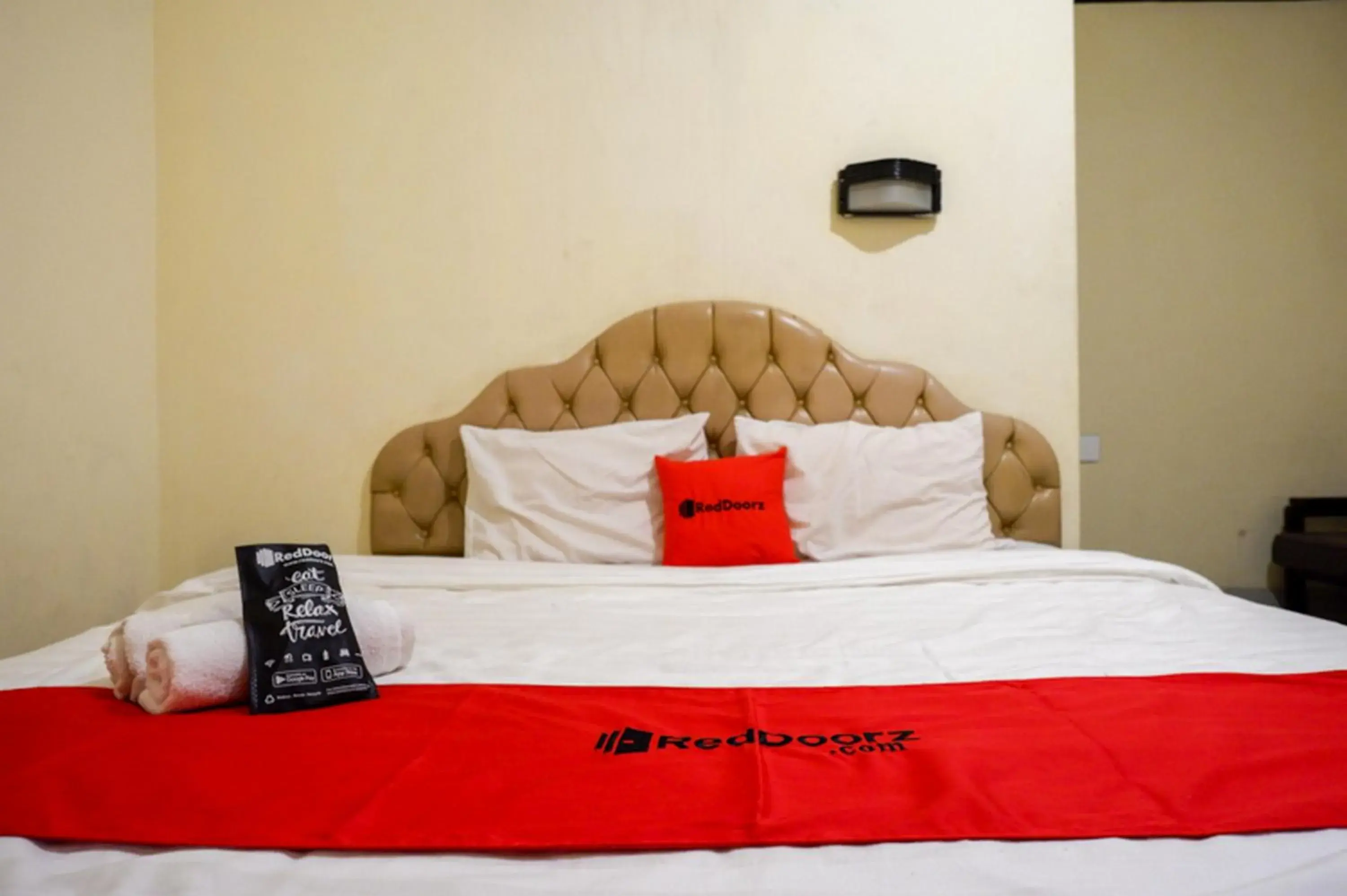 Bed in RedDoorz @ Hotel Citra Indah