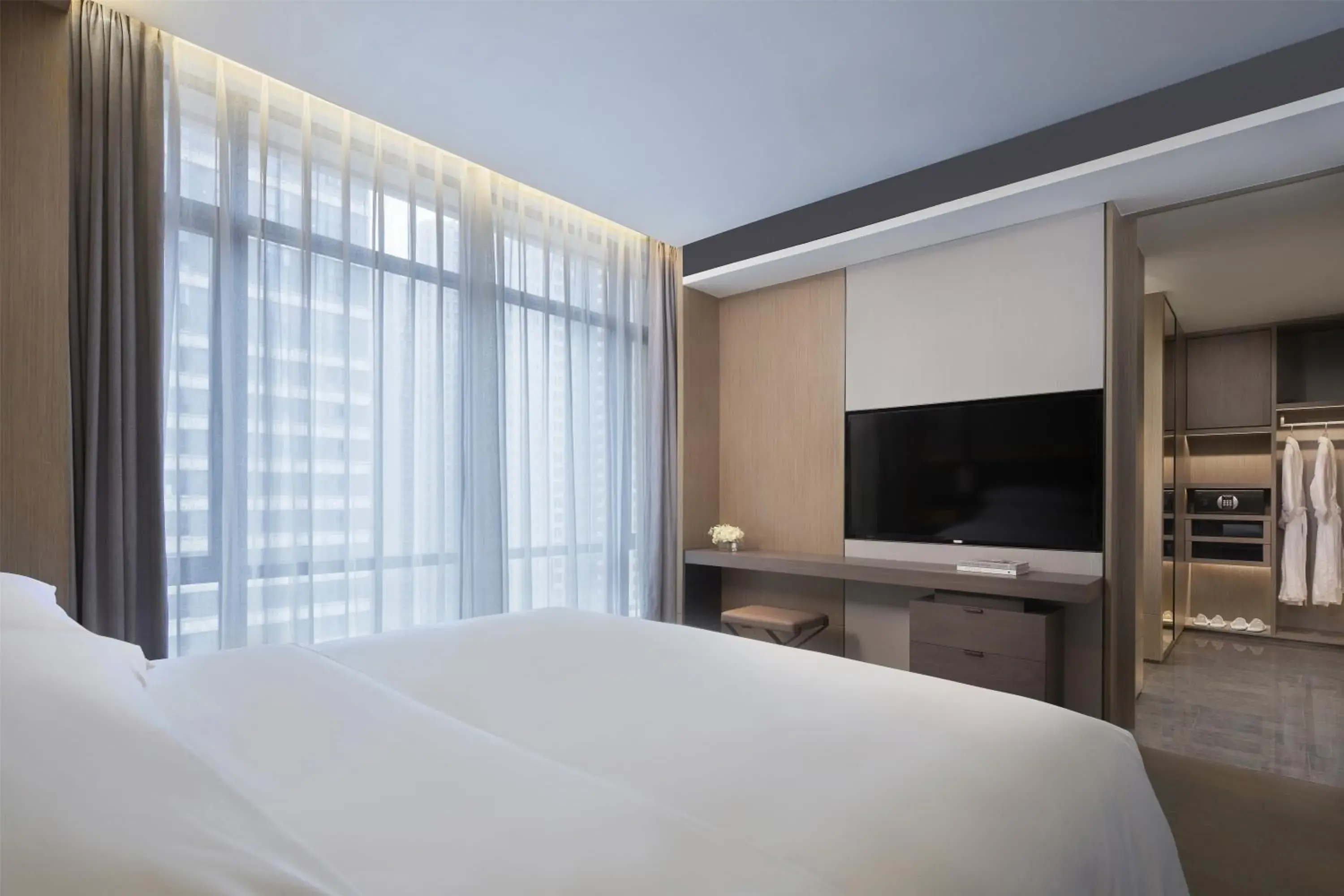 Bedroom, Bed in The Meixi Lake, Changsha Marriott Executive Apartments