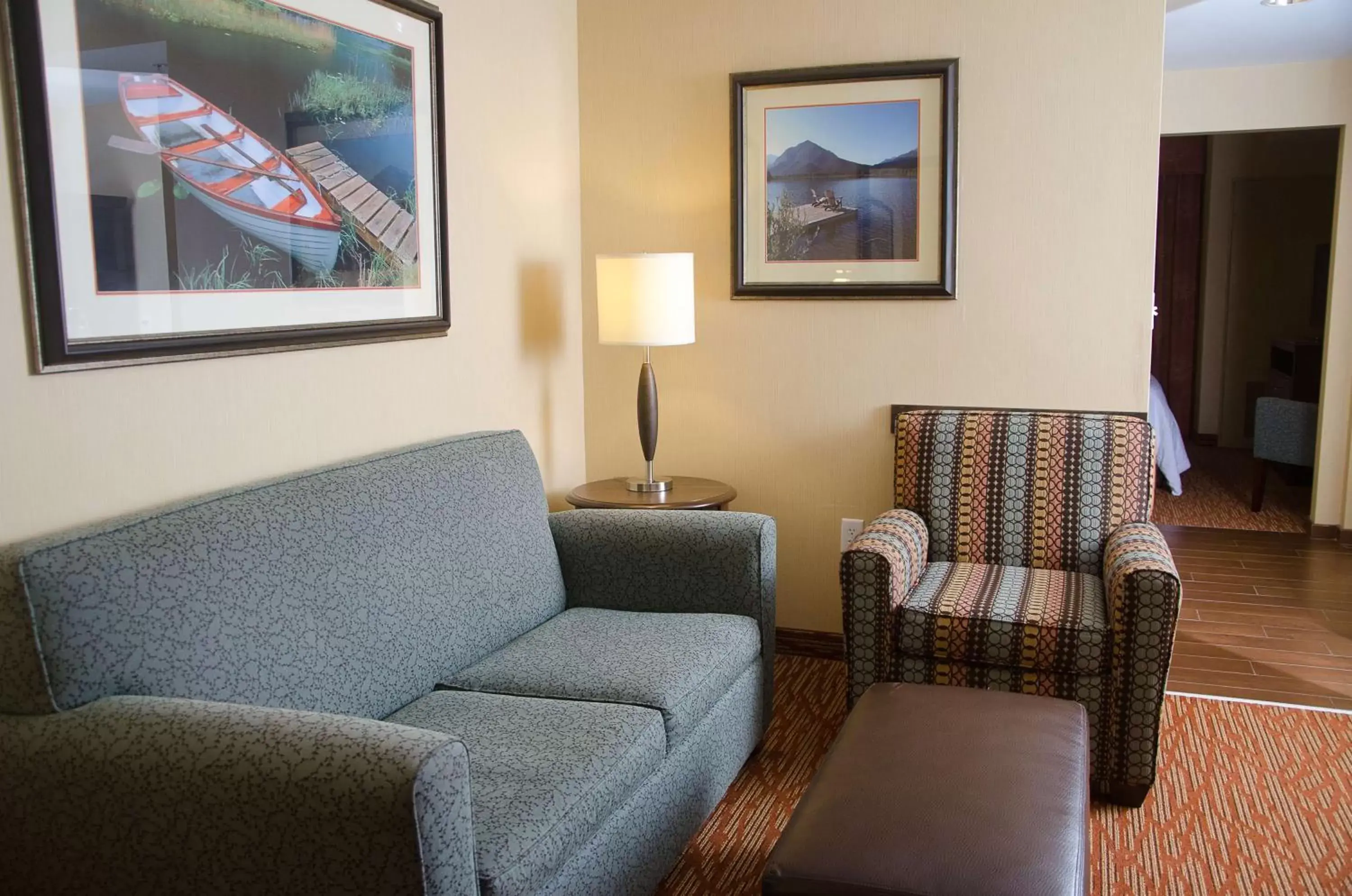 Living room, Seating Area in Hilton Garden Inn Watertown