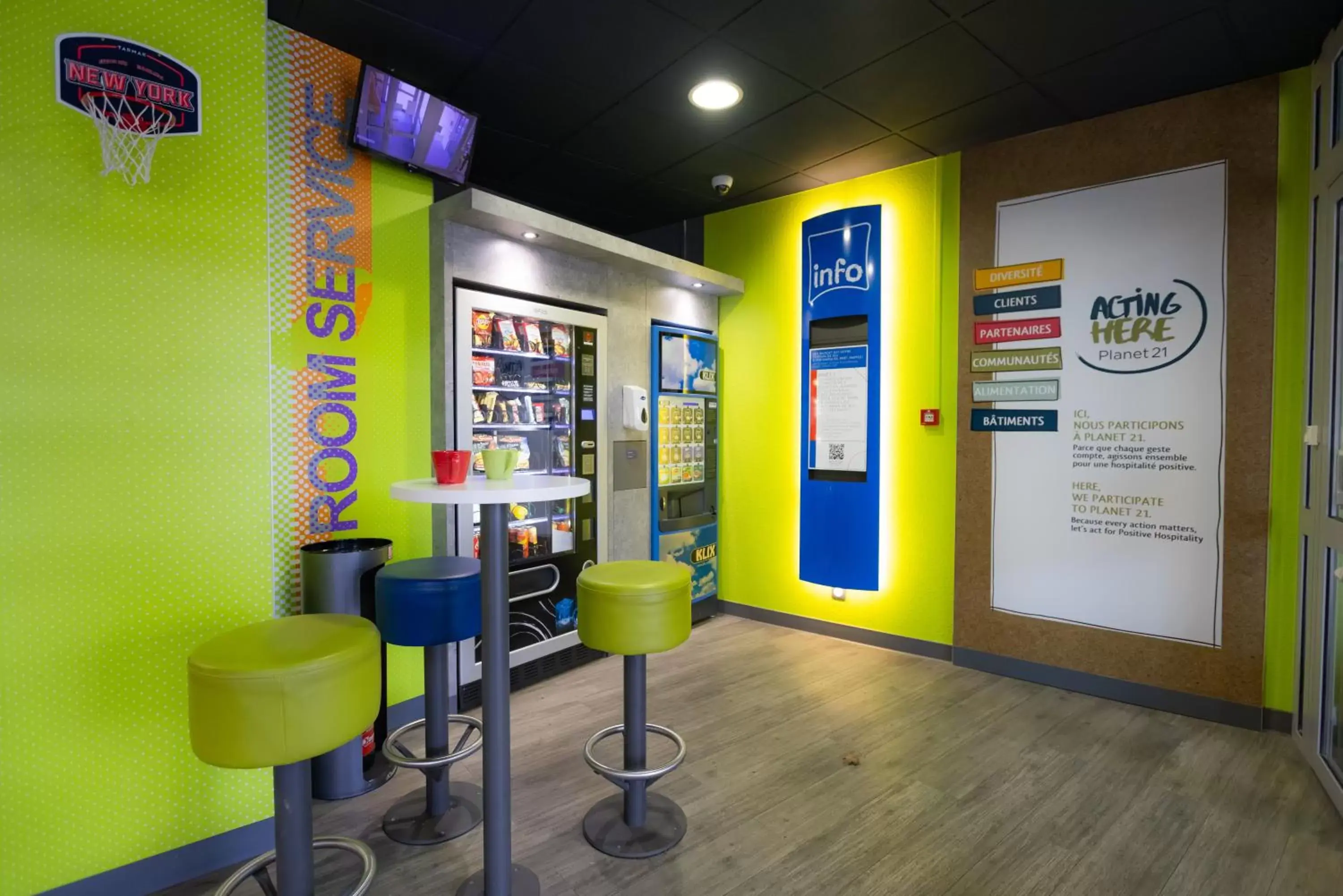 Food and drinks in ibis budget Besançon Centre Gare