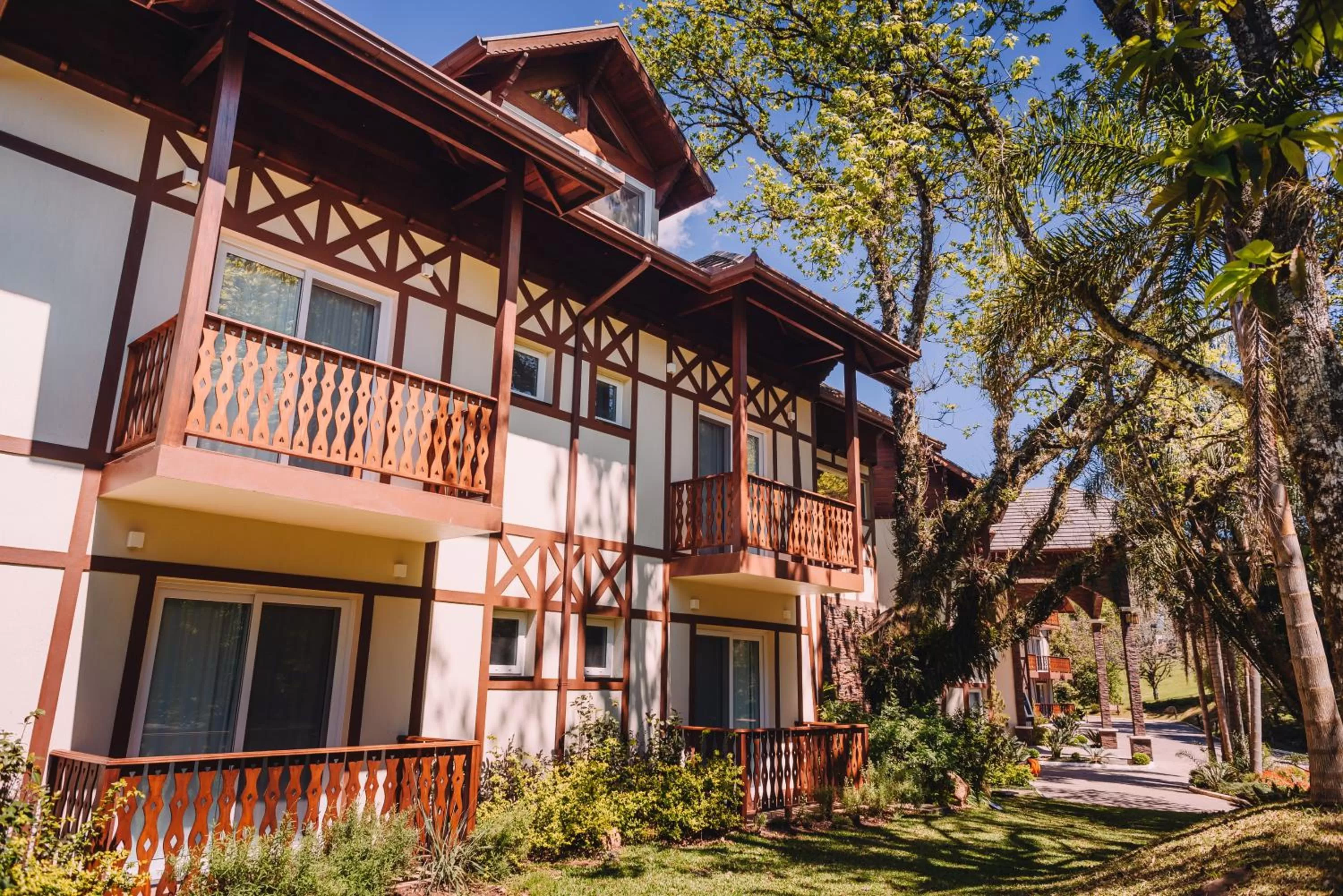 Property building in Hotel Jardins da Colina