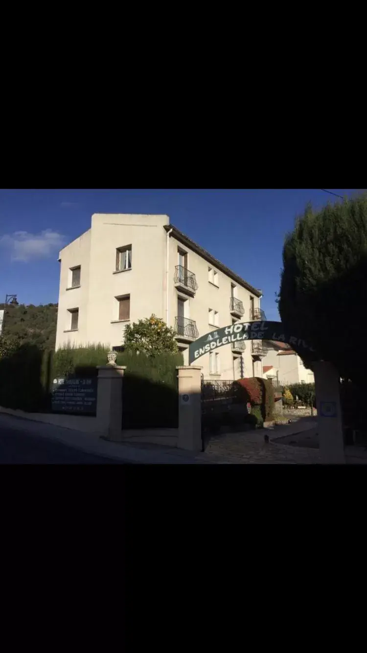 Twin Room with Mountain View in Hébergements à La Rive, Accueil ouvert tous les jours jusqu'à 20h00 dernier délai, depuis 30 ans ! Réserver ici svp ! Merci ! Aucun règlement à distance accepté, Paiement par CB, Espèces, Chèque ou Chèques-Vacances impérativement à la remise des clefs ! Twin Room with Mountain View in Hébergements à La Rive, Accueil ouvert tous les jours jusqu'à 20h00 dernier délai, depuis 30 ans ! Réserver ici svp ! Merci ! Aucun règlement à distance accepté, Paiement par CB, Espèces, Chèque ou Chèques-Vacances impérativement à la remise des clefs !