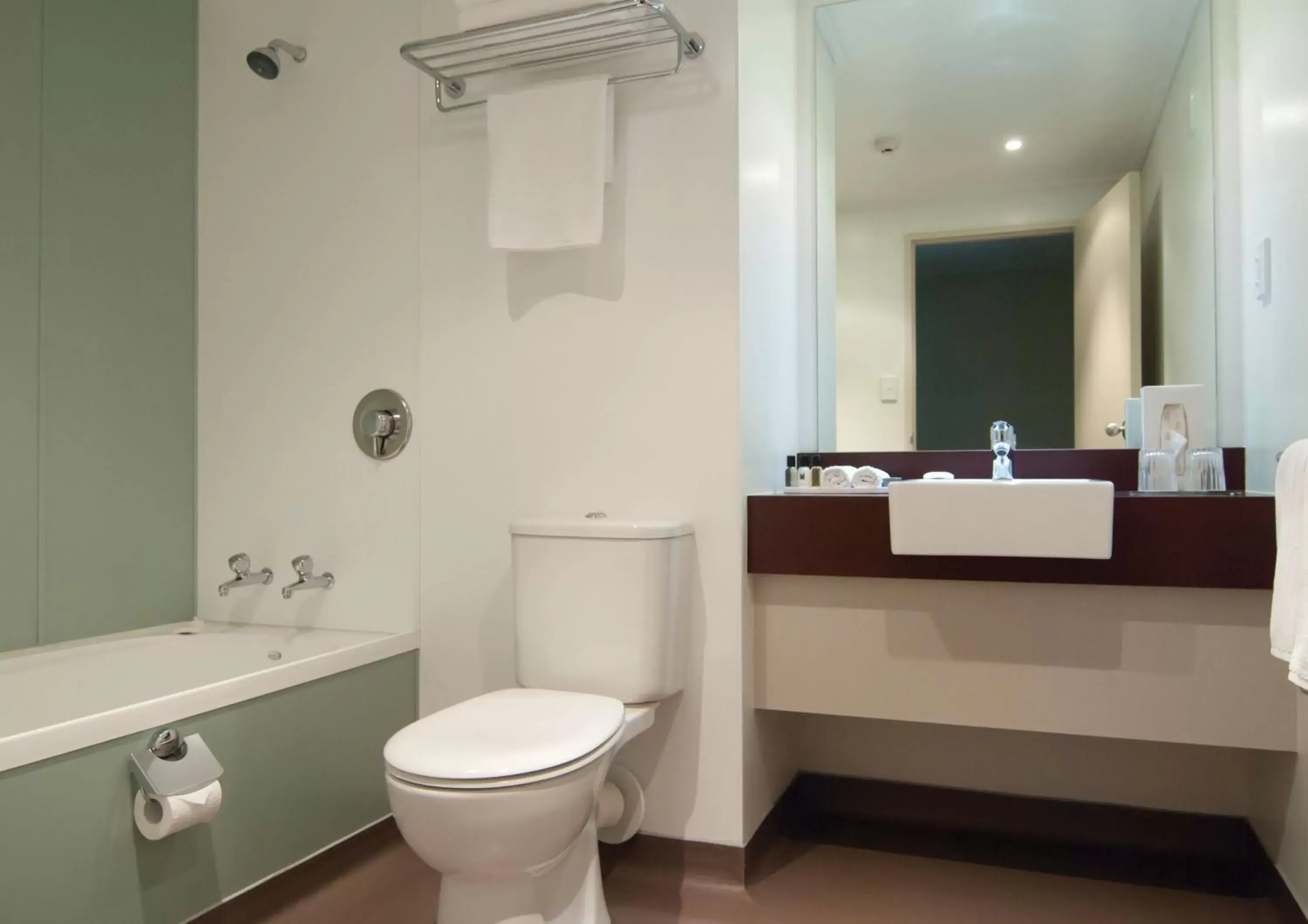 Toilet, Bathroom in Copthorne Hotel & Apartments Queenstown Lakeview